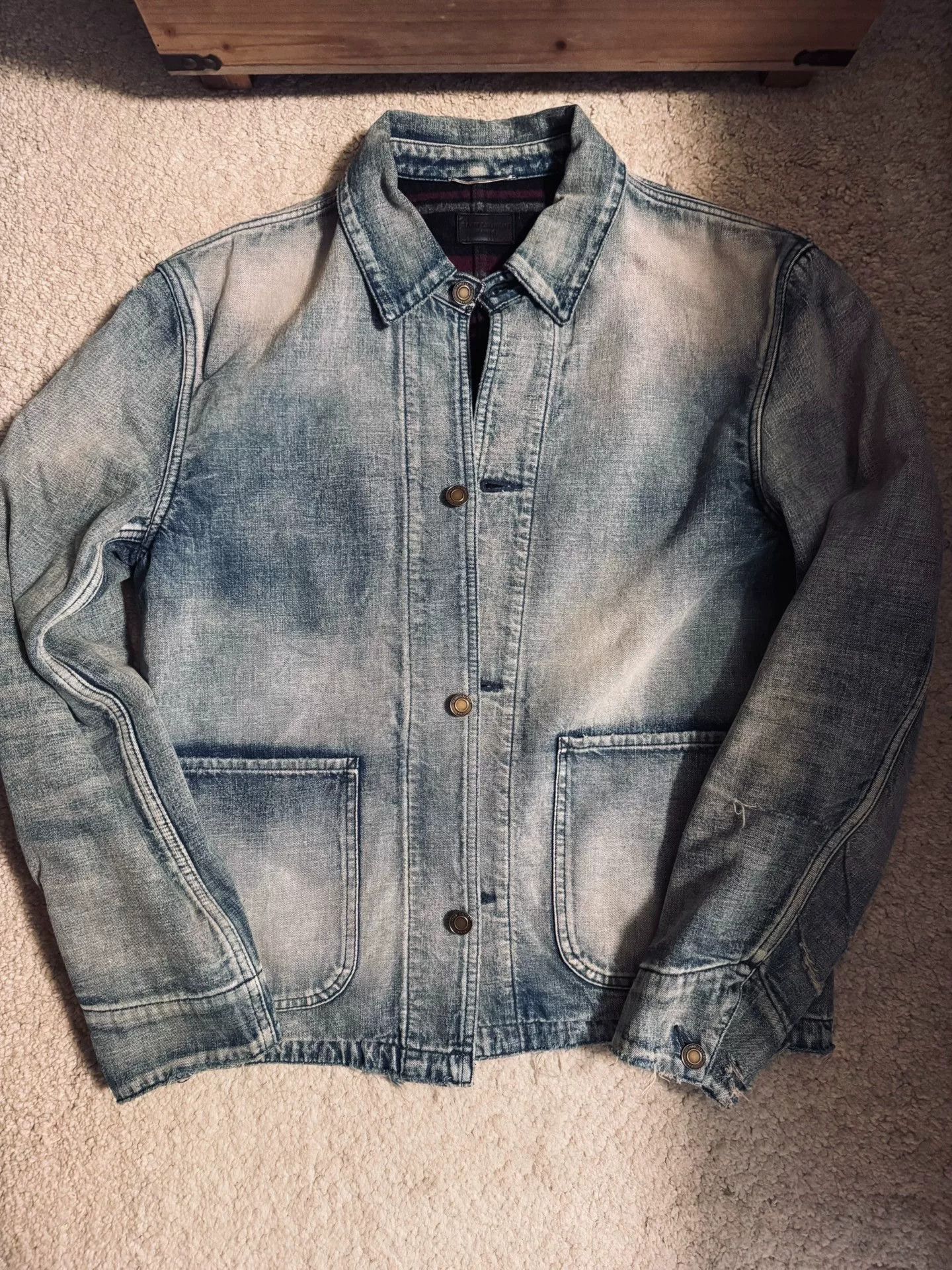 Saint Laurent Paris Saint Laurent Distressed Denim Jacket Size US L / EU 52-54 / 3 - 1 Thumbnail