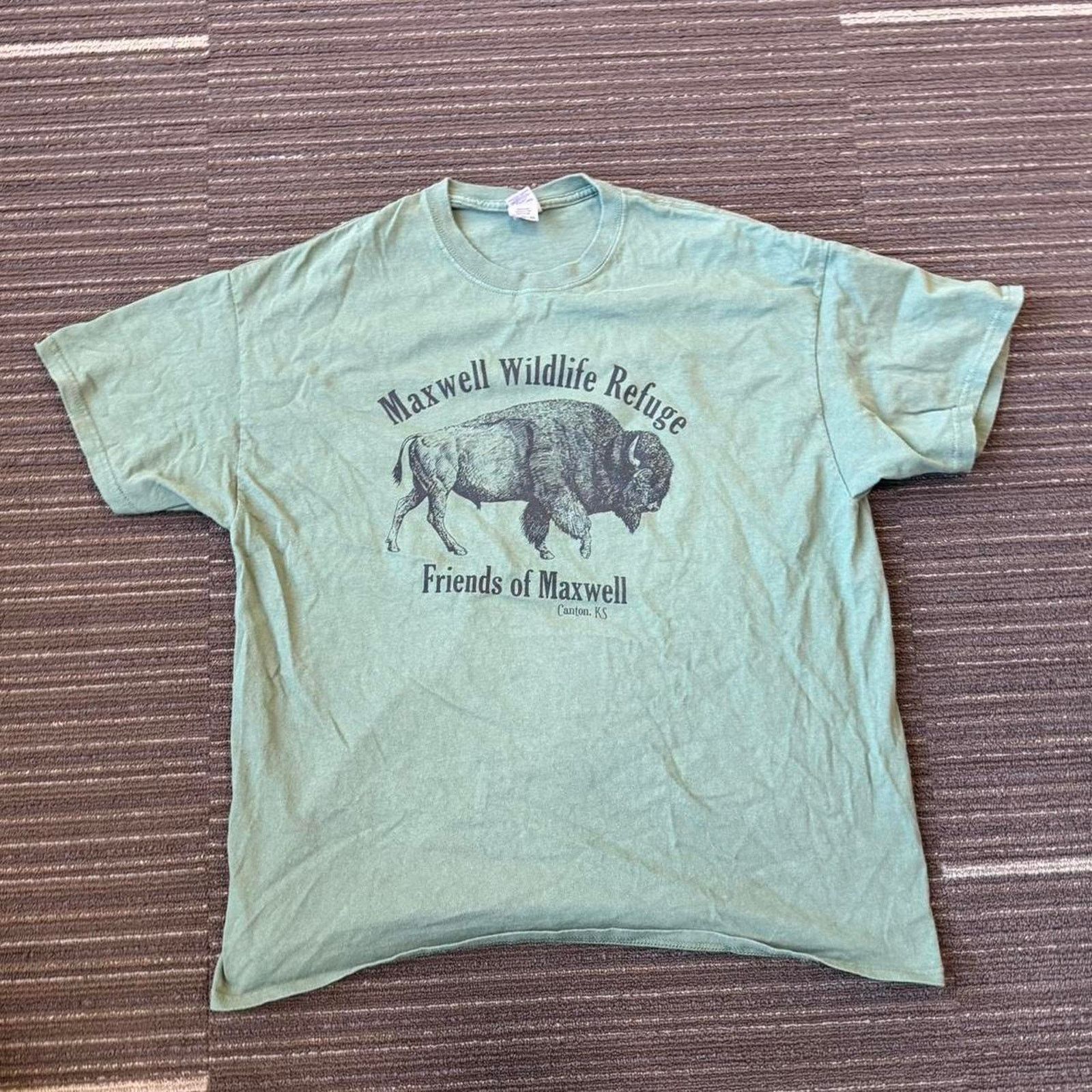 Other × Vintage Moderns Maxwell Wildlife Refugee Buffalo Tshirt Size US XL / EU 56 / 4 - 1 Thumbnail