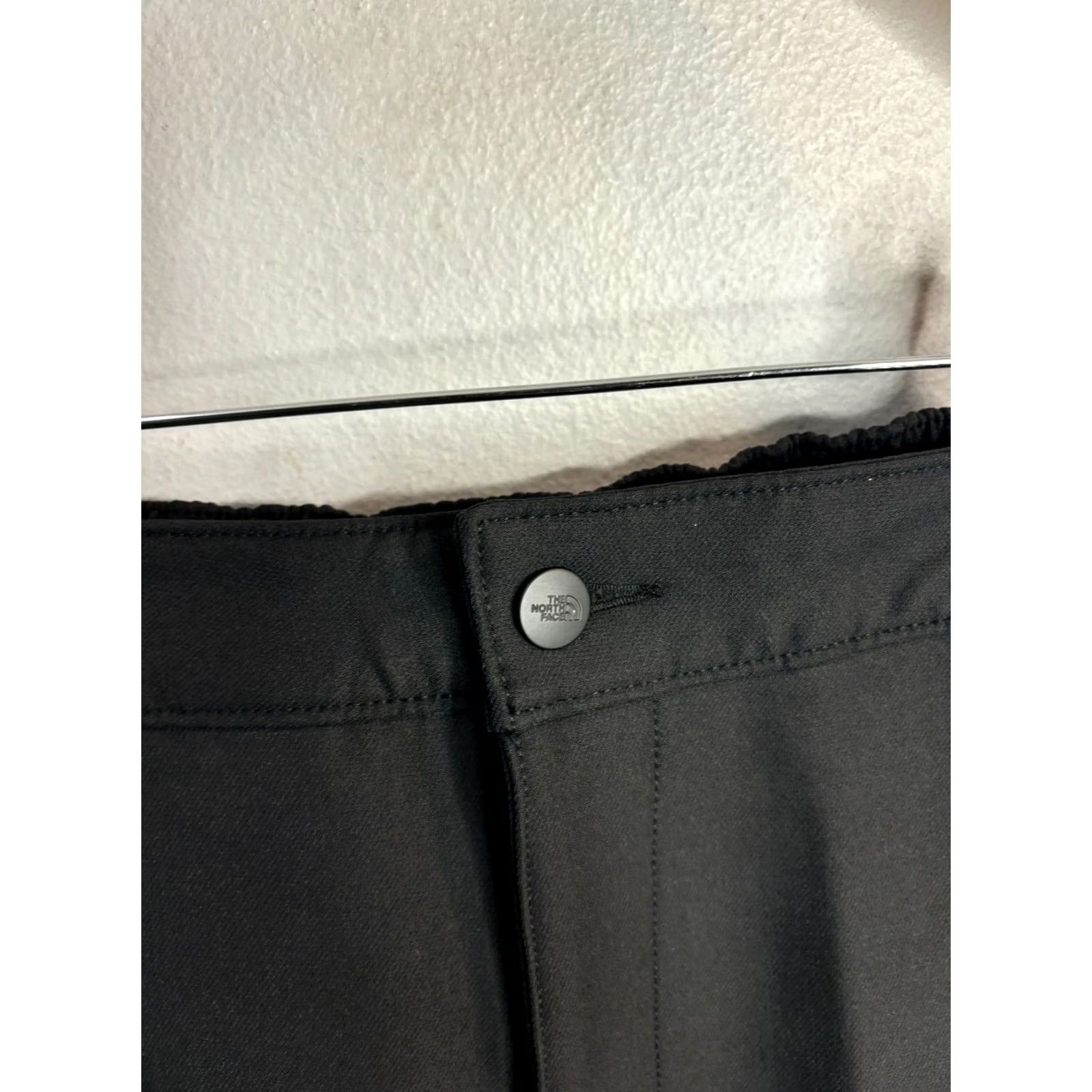 The North Face The North Face Women's Camden Pants Black M Regular Windbreaker Water Resistant Pockets Inseam 25 in Size M Womens Size 32" / US 10 / IT 46 - 2 Thumbnail