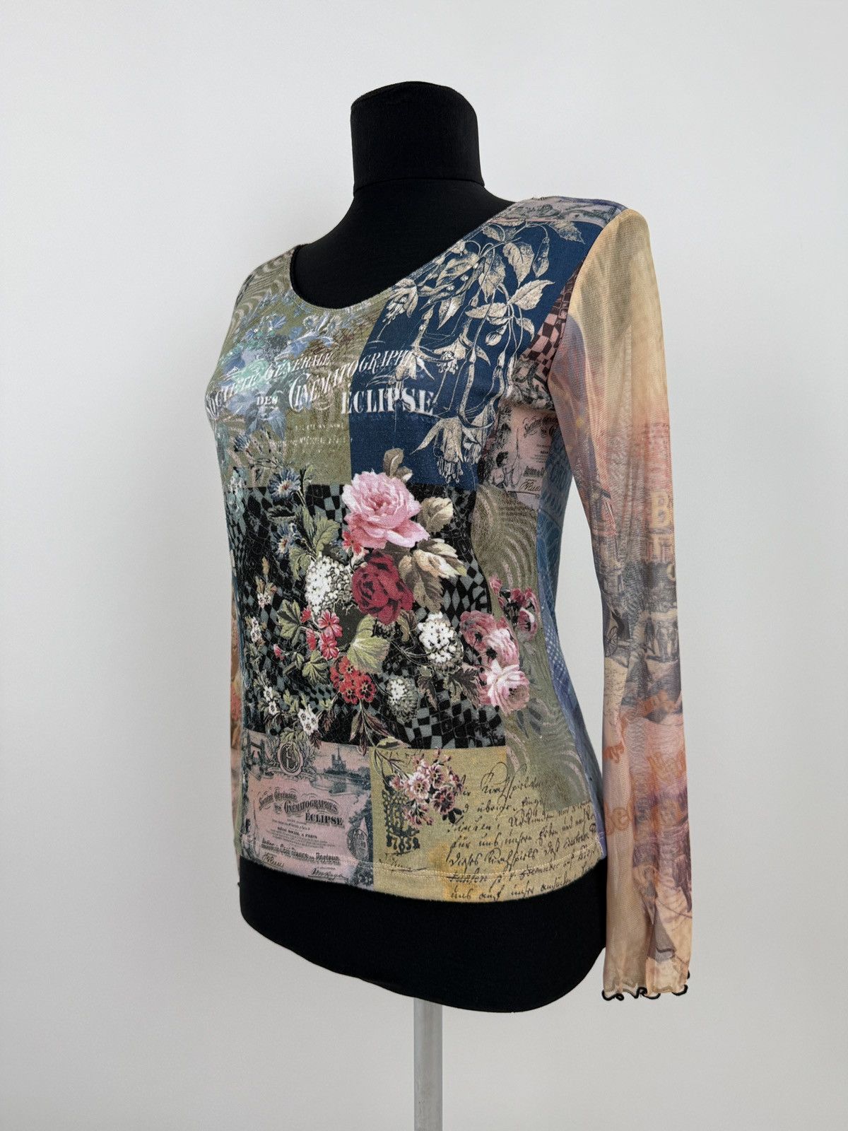 Vintage Y2K Vintage Yukiko Printed Graphic Mesh Sleeve Top JPG Style Size M / US 6-8 / IT 42-44 - 1 Thumbnail