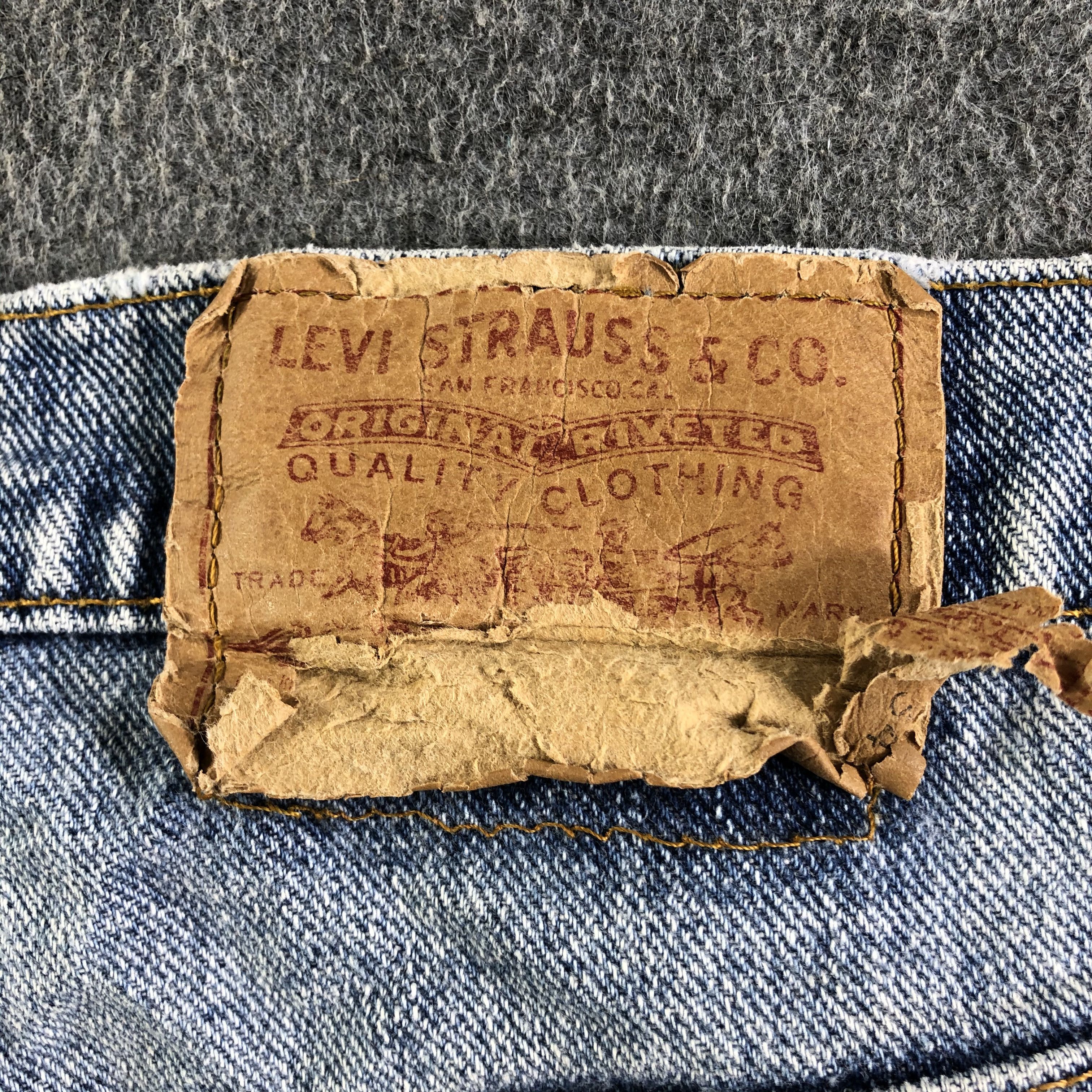Levi's × Vintage Vintage Light Wash Levis Jeans-J4379 Size 37" - 5 Thumbnail