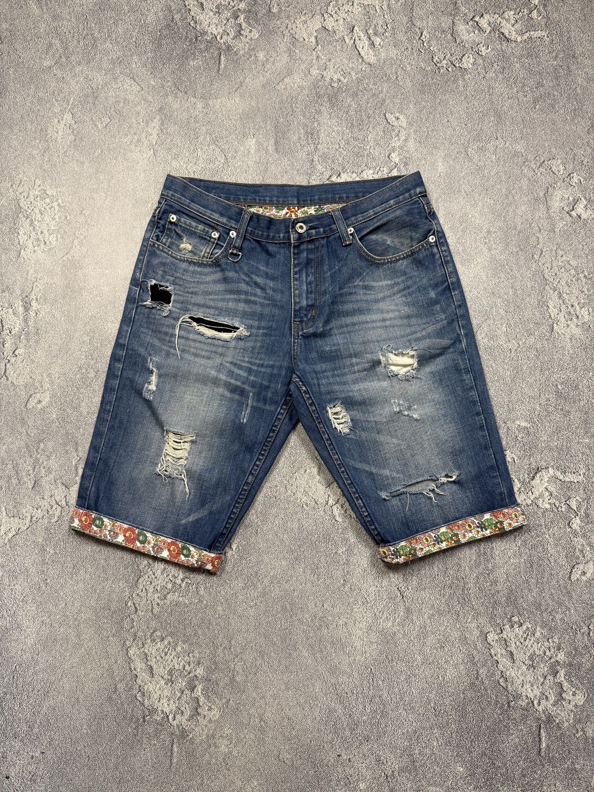 Levi's Levis Takashi Murakami Fragmentdesign Crazy Denim Shorts Size US 32 / EU 48 - 1 Thumbnail