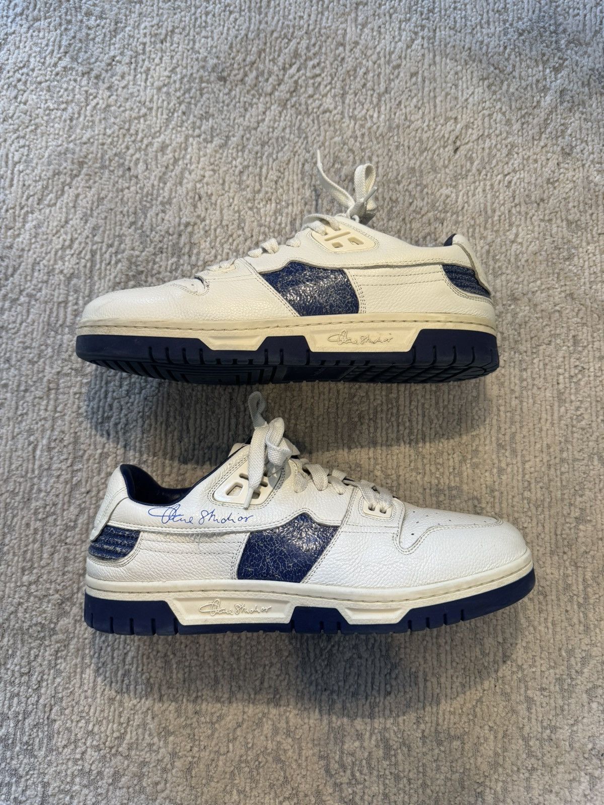 Acne Studios Acne Studios Low Top Pop Sneakers in White Blue Size US 11 / EU 44 - 1 Thumbnail