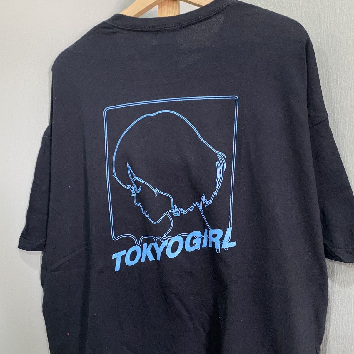Japanese Brand Vintage Tokyo Girl Anime Graphic Tee Black Light Blue Size US XXL / EU 58 / 5 - 3 Thumbnail