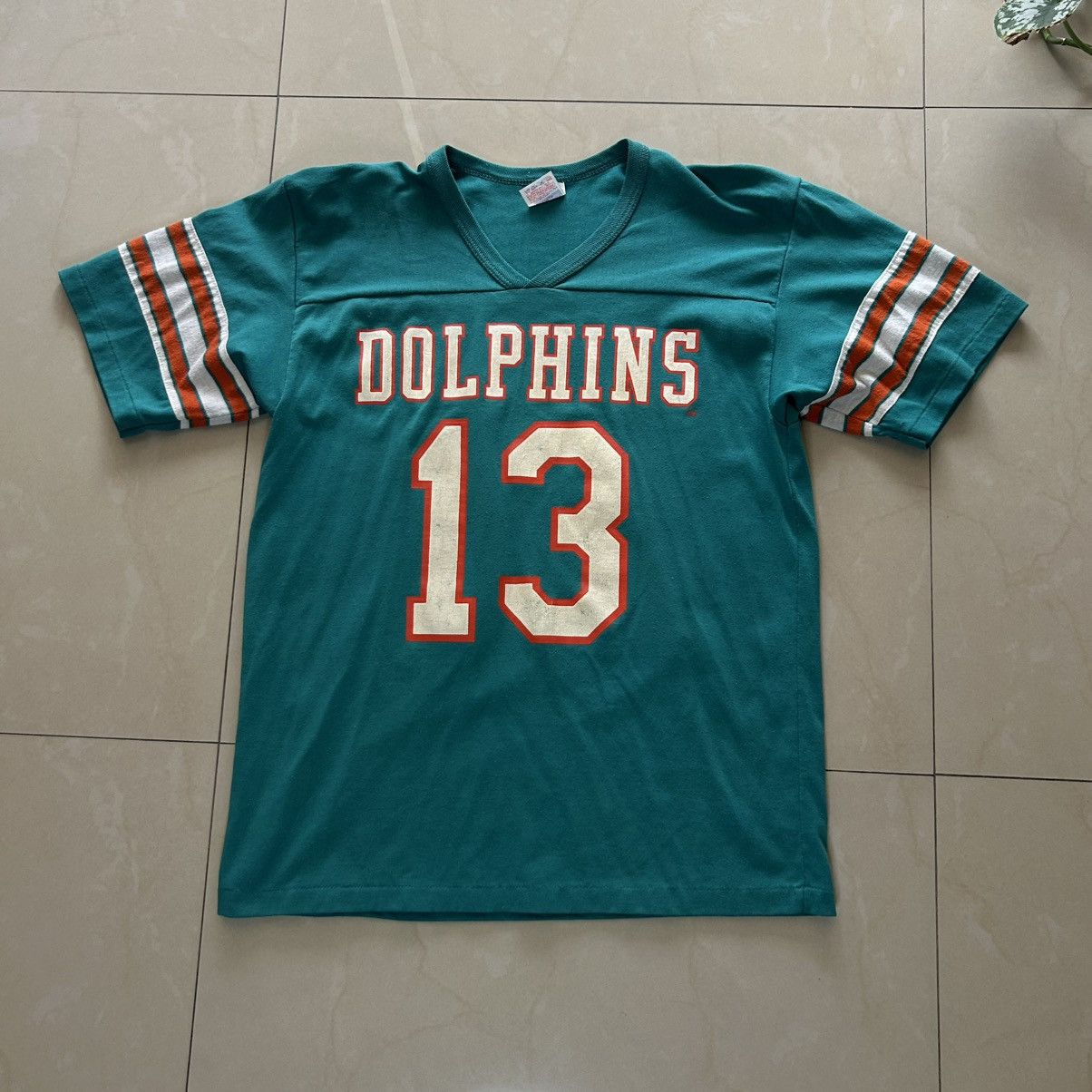 Kith Kith Vintage 80s Dolphins jersey shirt Size US L / EU 52-54 / 3 - 1 Thumbnail