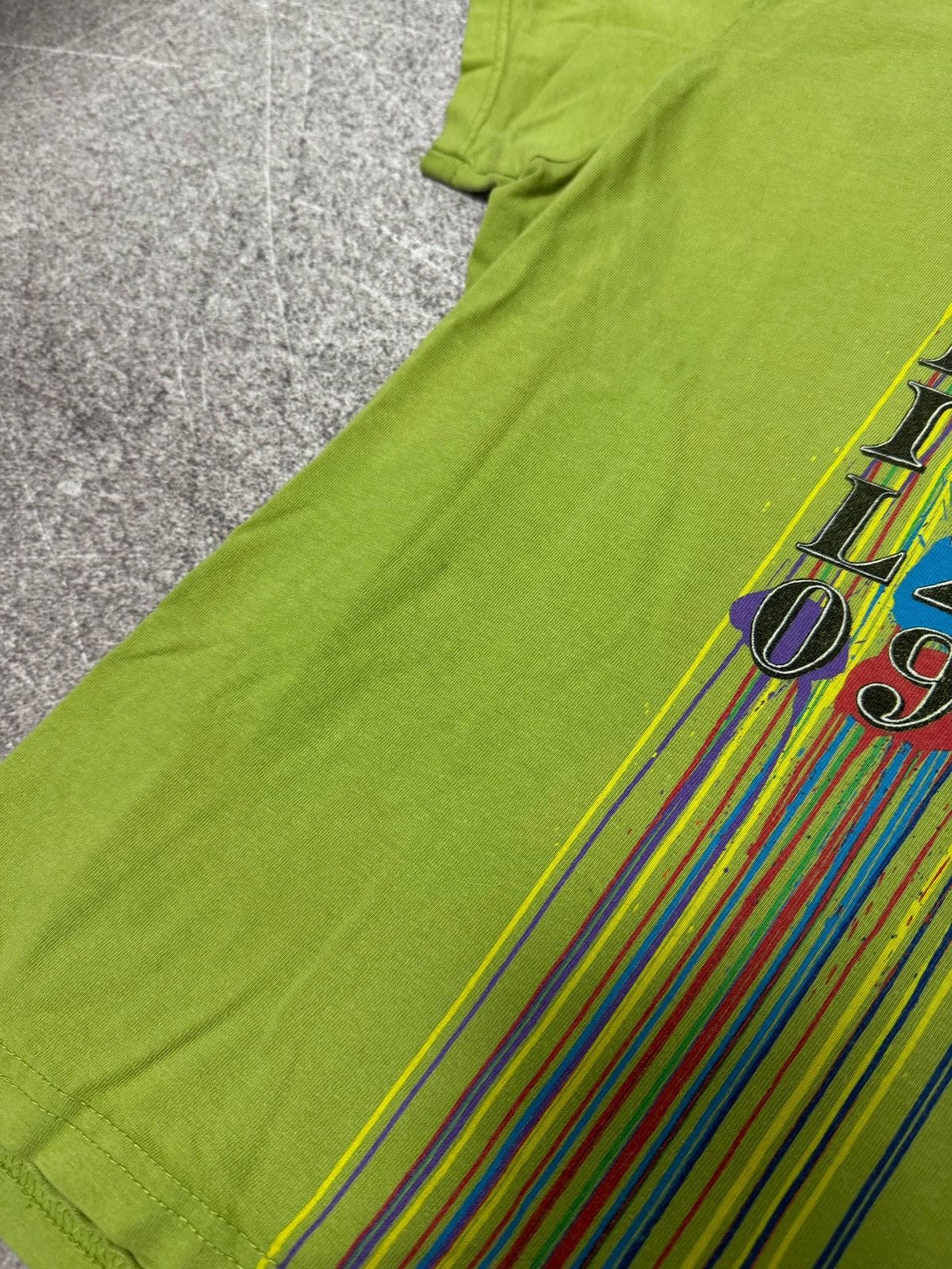 Band Tees Vintage 2009 Glastonbury Festival Shirt Rock Music Band y2k Size US M / EU 48-50 / 2 - 5 Thumbnail