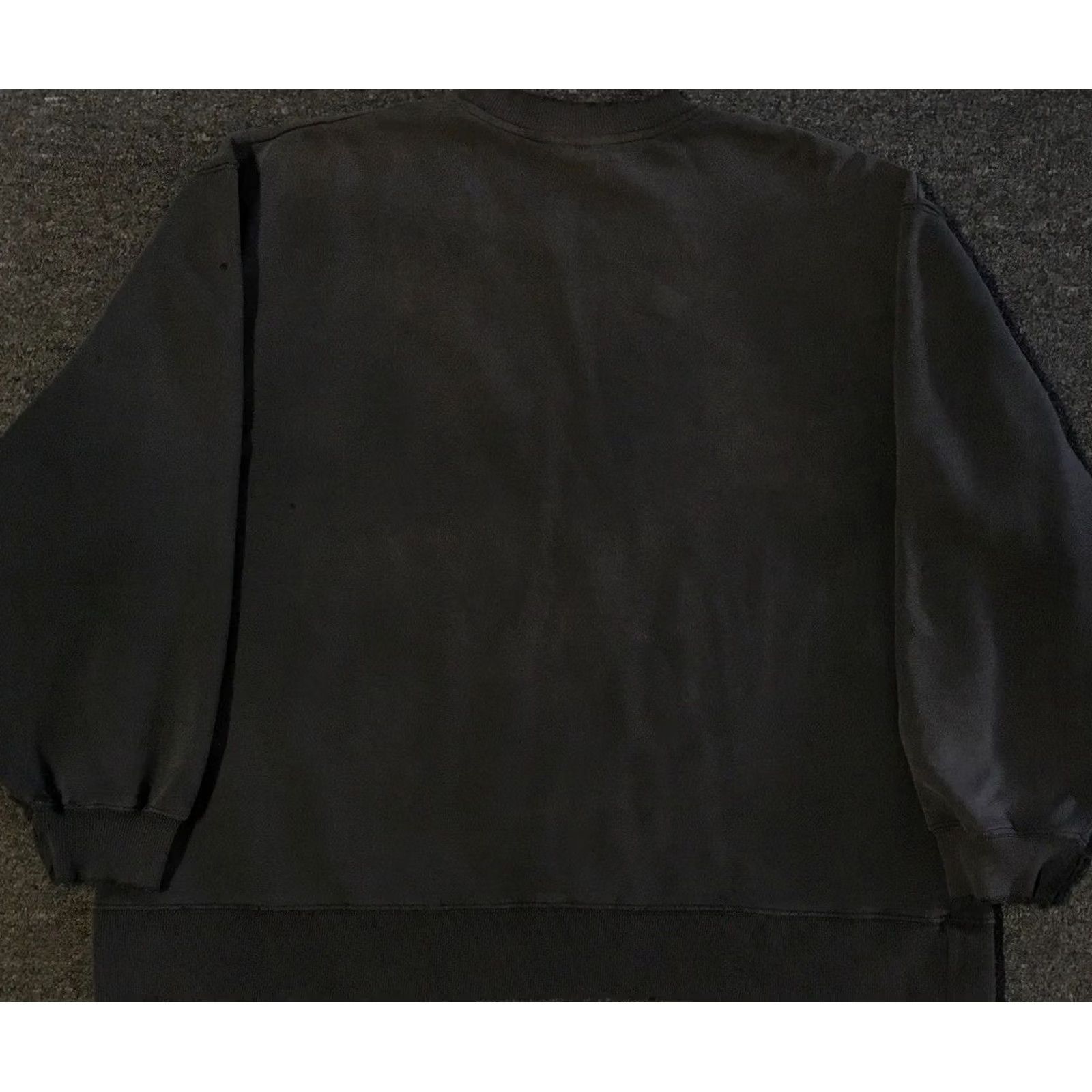 Adidas VINTAGE Adidas Thrashed Faded Distress Sweatshirt XL Boxy Grunge Surf Skate Punk Hoodie Men XL Black Trefoil Shirt Size US XL / EU 56 / 4 - 2 Thumbnail