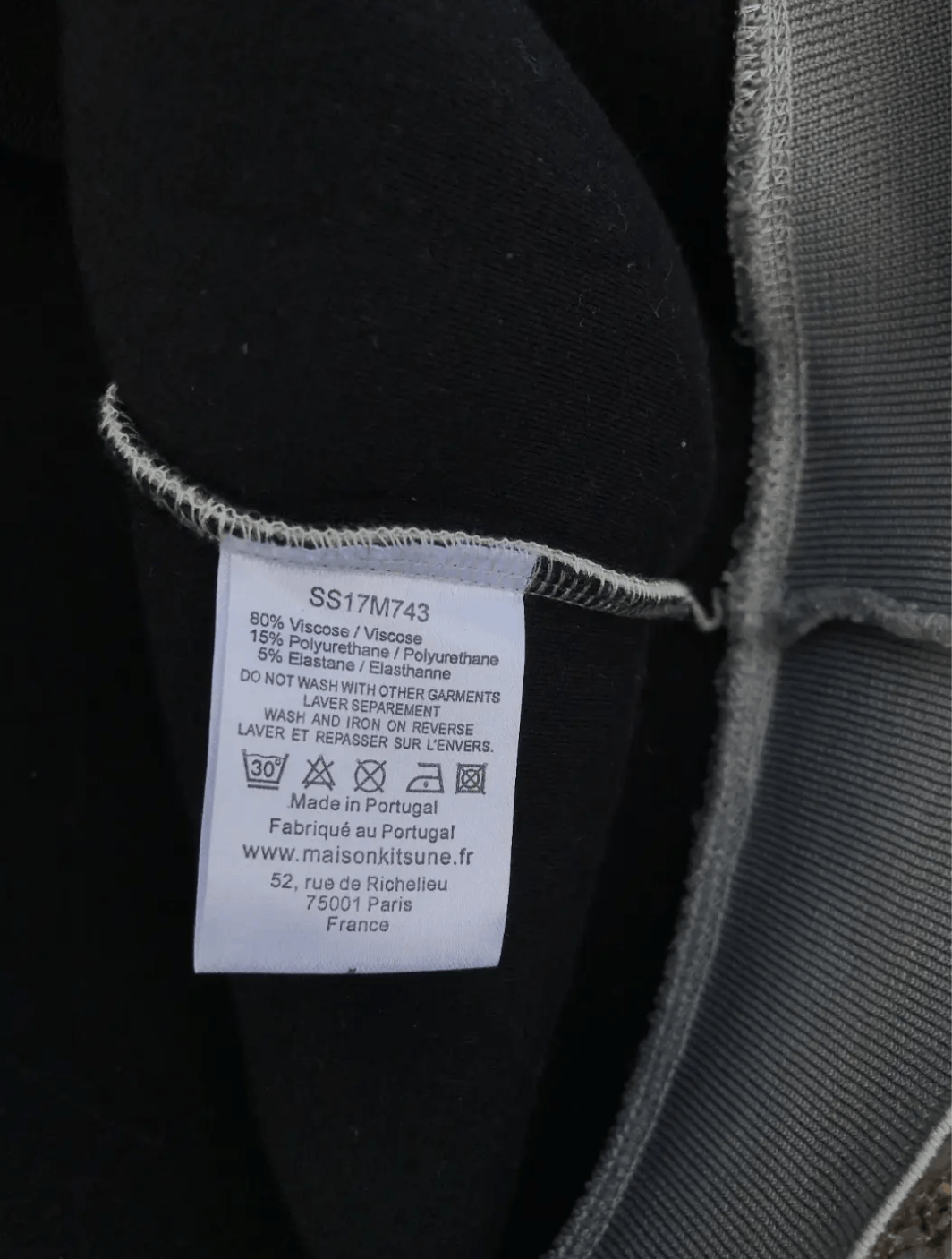 Maison Kitsune Neoprene Sweatshirt Size US XL / EU 56 / 4 - 5 Thumbnail