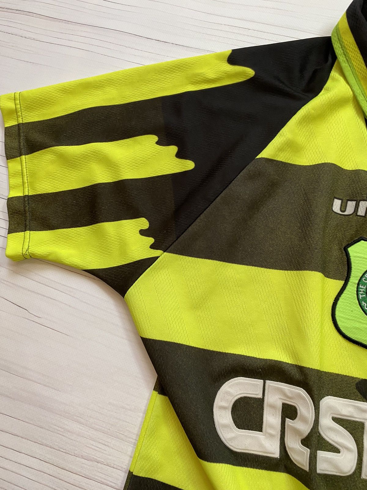 Umbro × Vintage Vintage Umbro Celtic 1996 1998 Away Soccer Shirt Football Size US M / EU 48-50 / 2 - 8 Thumbnail
