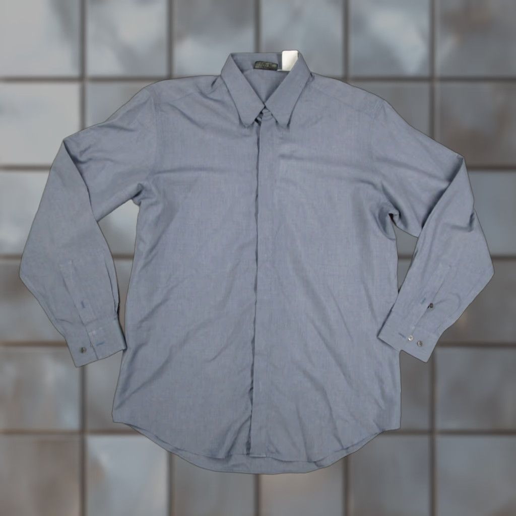 Versace VINTAGE Versace Classic V2 Shirt Mens Blue 42 Button Up Long Sleeve Y2K Size US XL / EU 56 / 4 - 1 Thumbnail