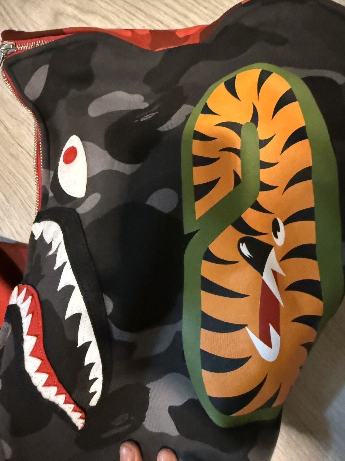 Bape bape camo split hoodie red black Size US XL / EU 56 / 4 - 5 Thumbnail