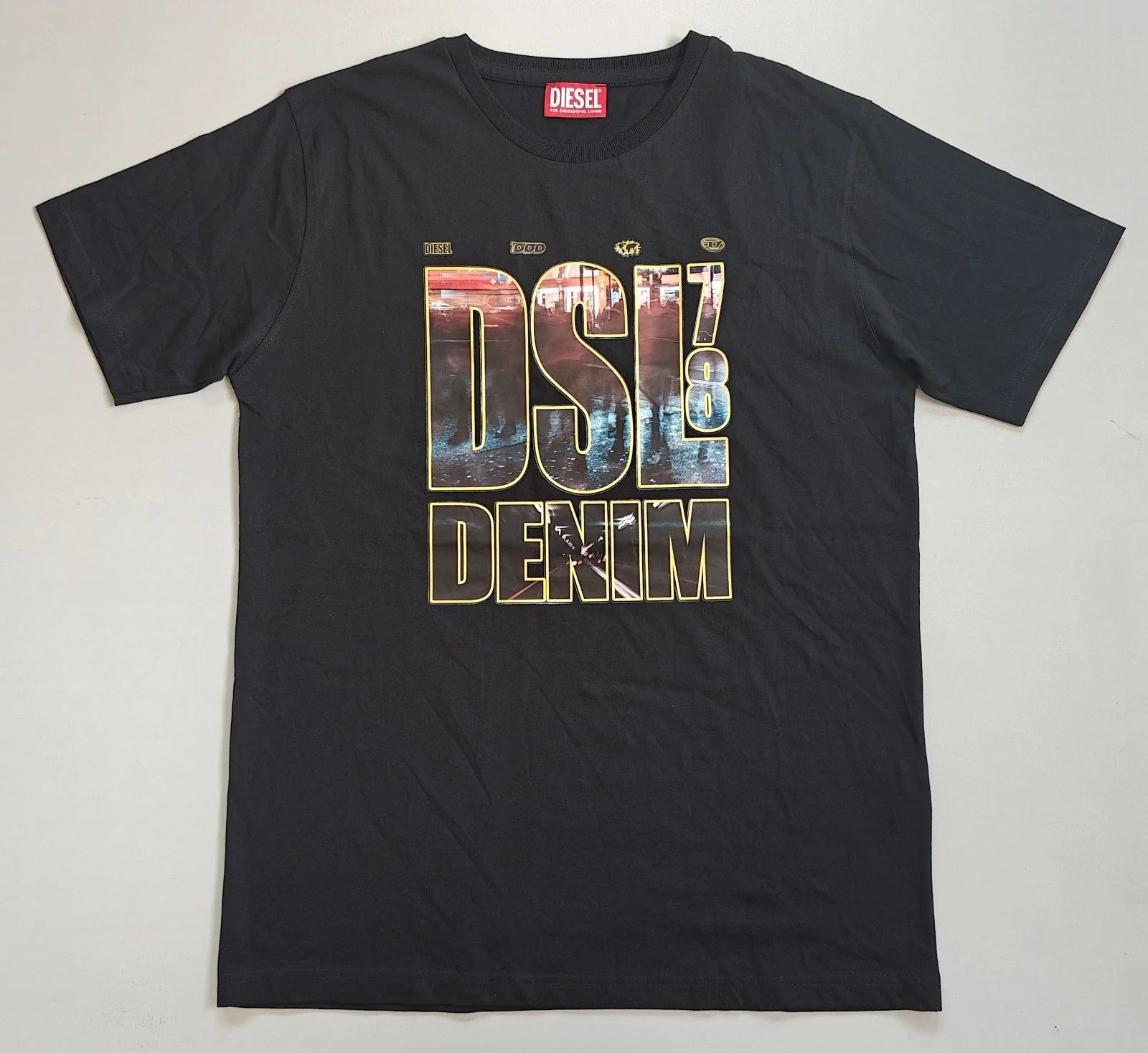 Diesel DIESEL Black T-shirt with DSL 78 Denim print T 4156 Size US L / EU 52-54 / 3 - 2 Thumbnail