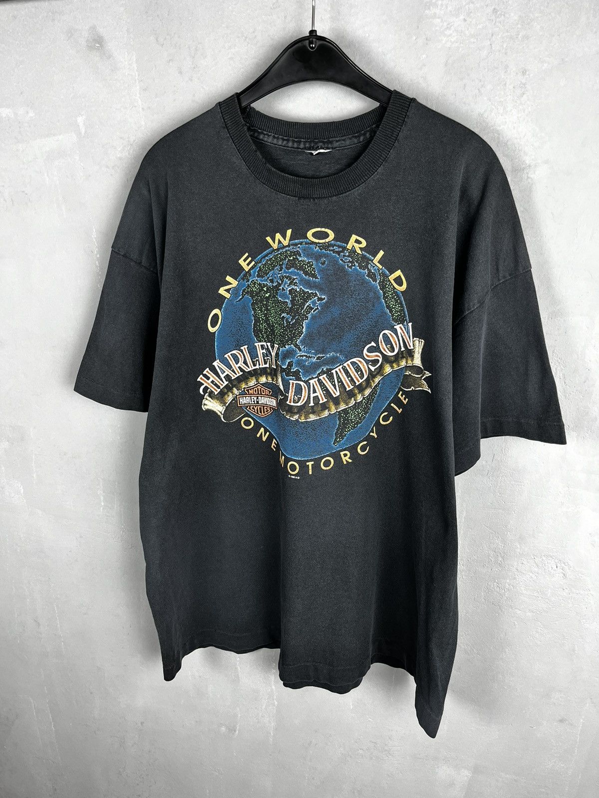 Harley Davidson × Vintage Harley Davidson one world 1996 USA t shirt Size US XL / EU 56 / 4 - 1 Thumbnail