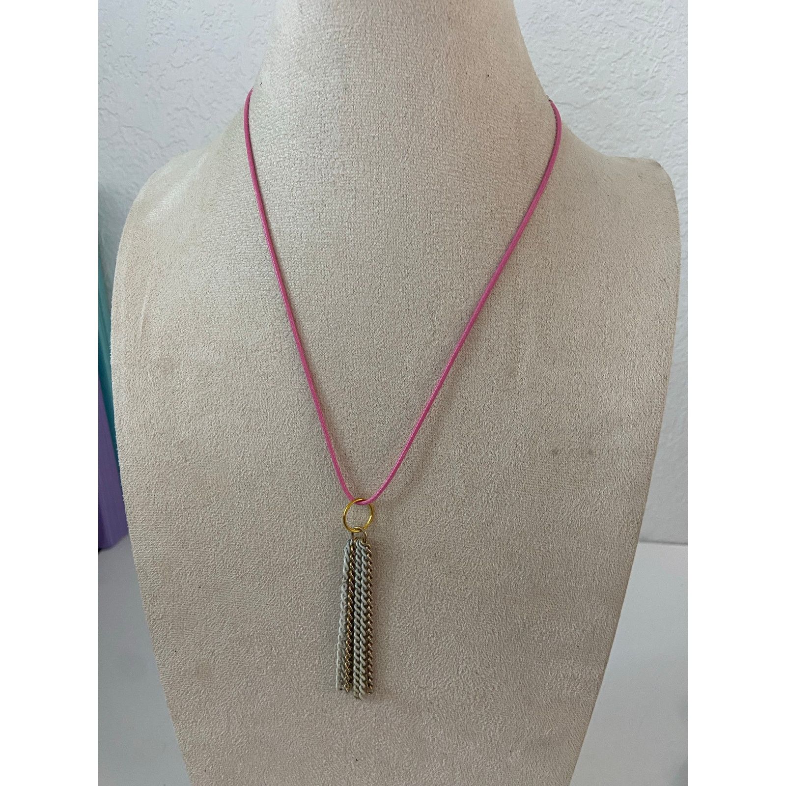Handmade White Chain tassel necklace Size ONE SIZE - 1 Thumbnail