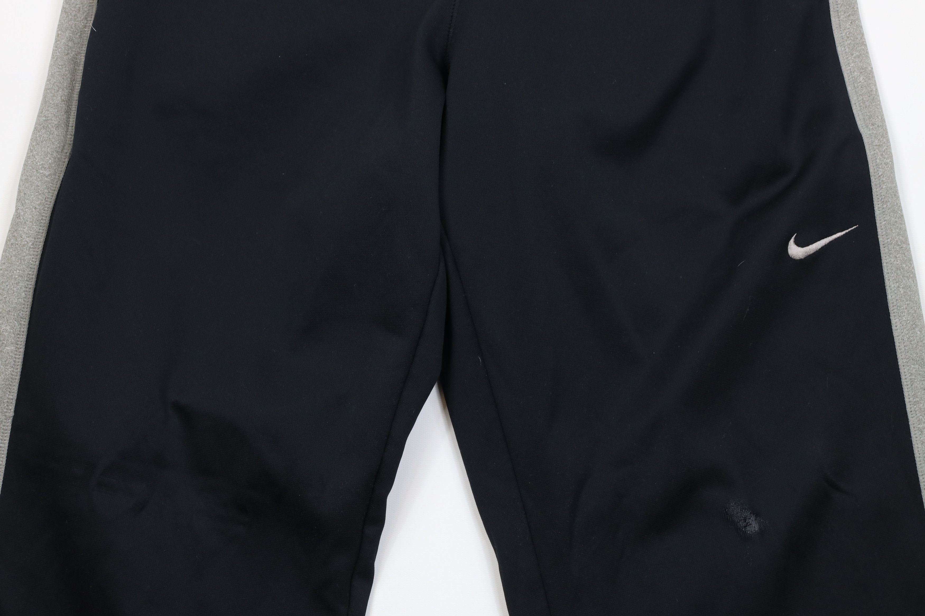 Nike Vintage Y2K Nike Therma Fit Mini Swoosh Wide Leg Sweatpants Size US 38 / EU 54 - 3 Thumbnail