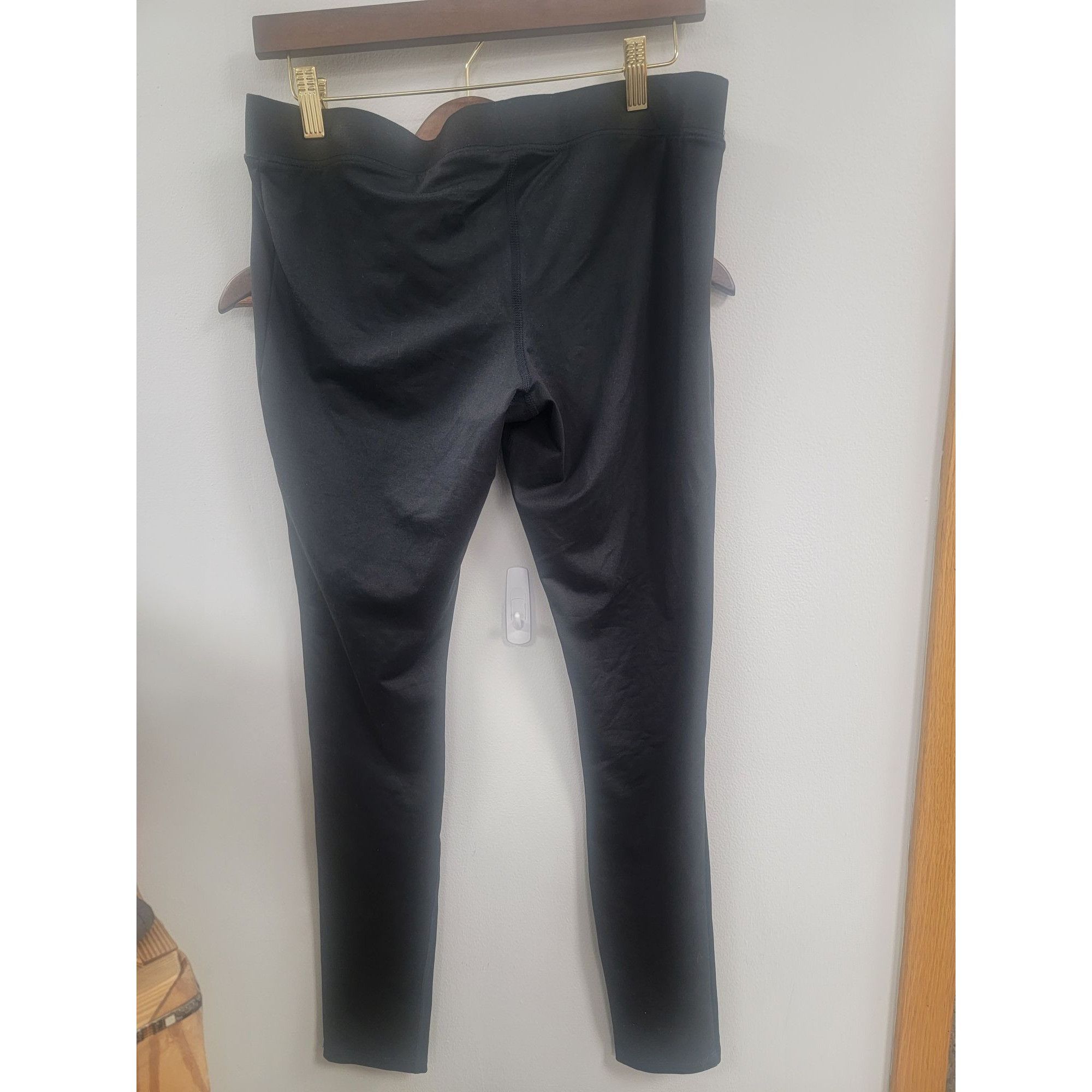 Other Isabel Maternity Black Leggings Size Small Size 27" / US 4 / IT 40 - 3 Thumbnail