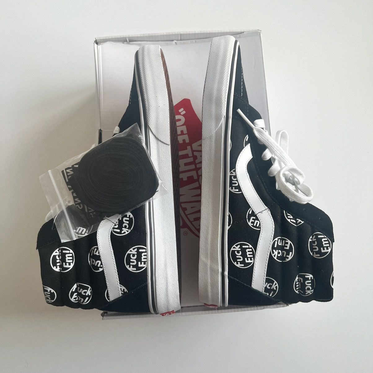 Supreme × Vans Supreme Vans Sk8-Hi Fuck’Em US10.5 Black Size US 10.5 / EU 43-44 - 10 Thumbnail