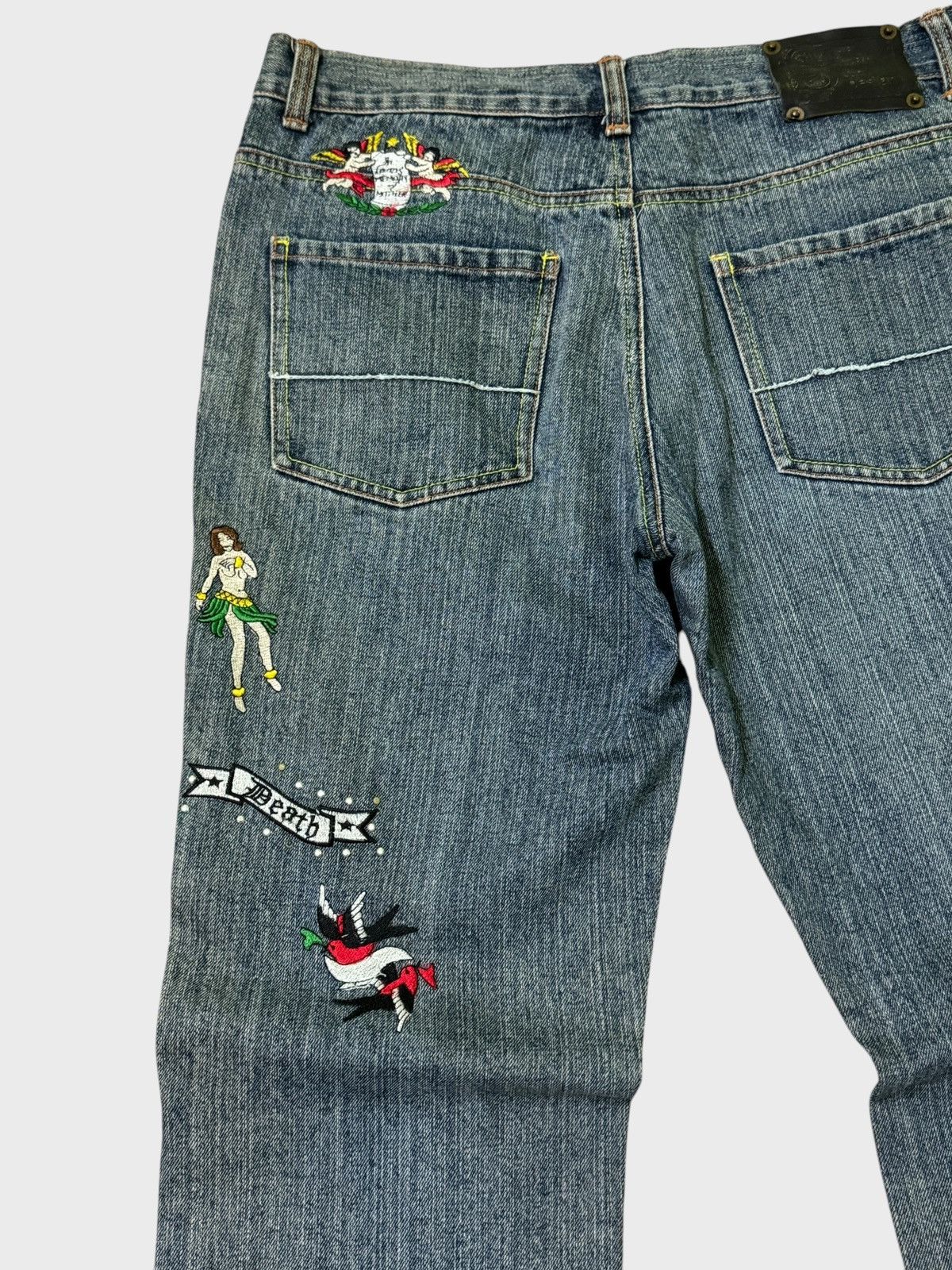 Hysteric Glamour FLARED SEMANTIC DESIGN CROSS EMBROIDERED STYLE DENIM Size US 31 - 12 Thumbnail