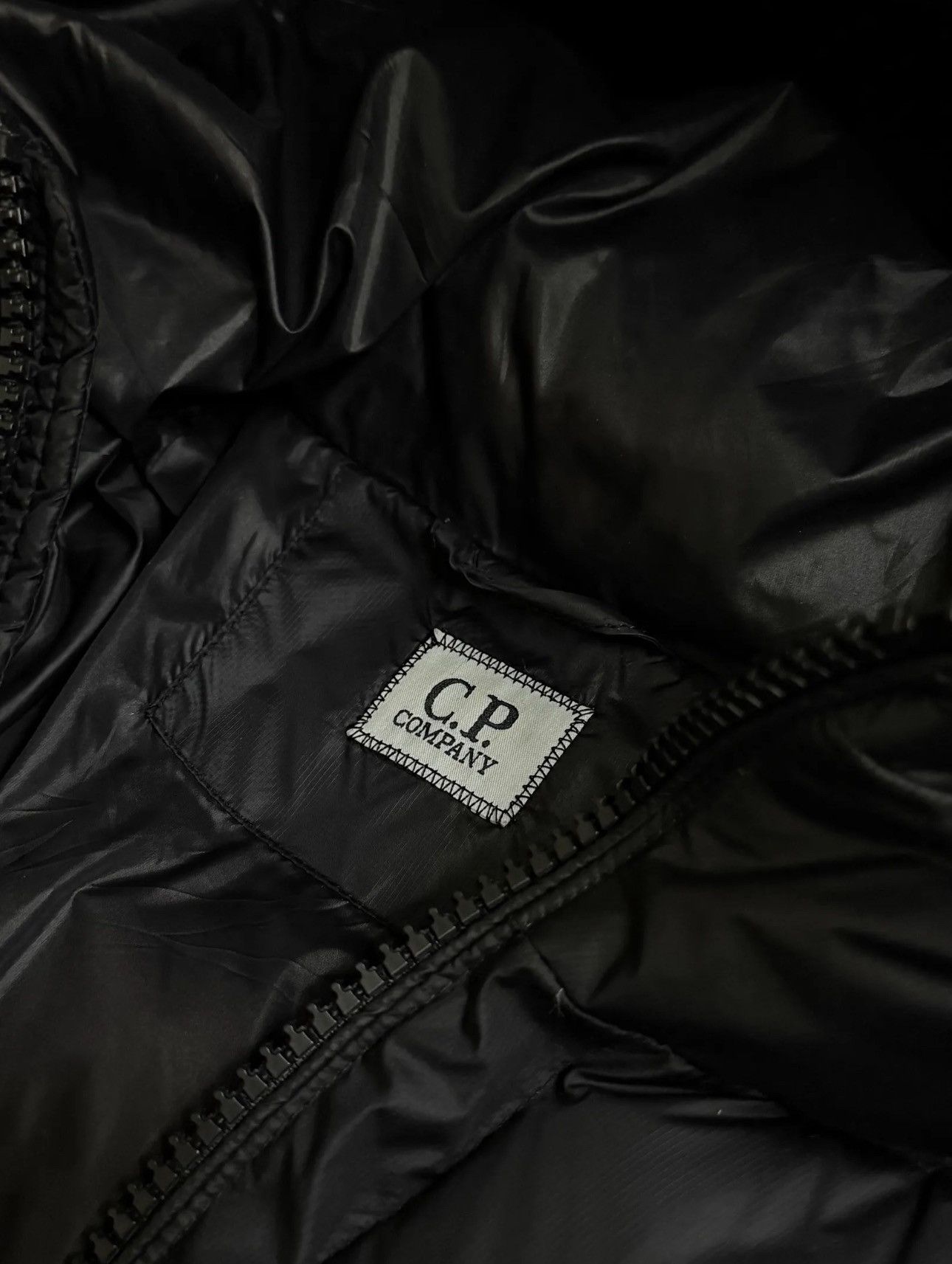 C.P. Company CP Company black down jacket Size US M / EU 48-50 / 2 - 5 Thumbnail