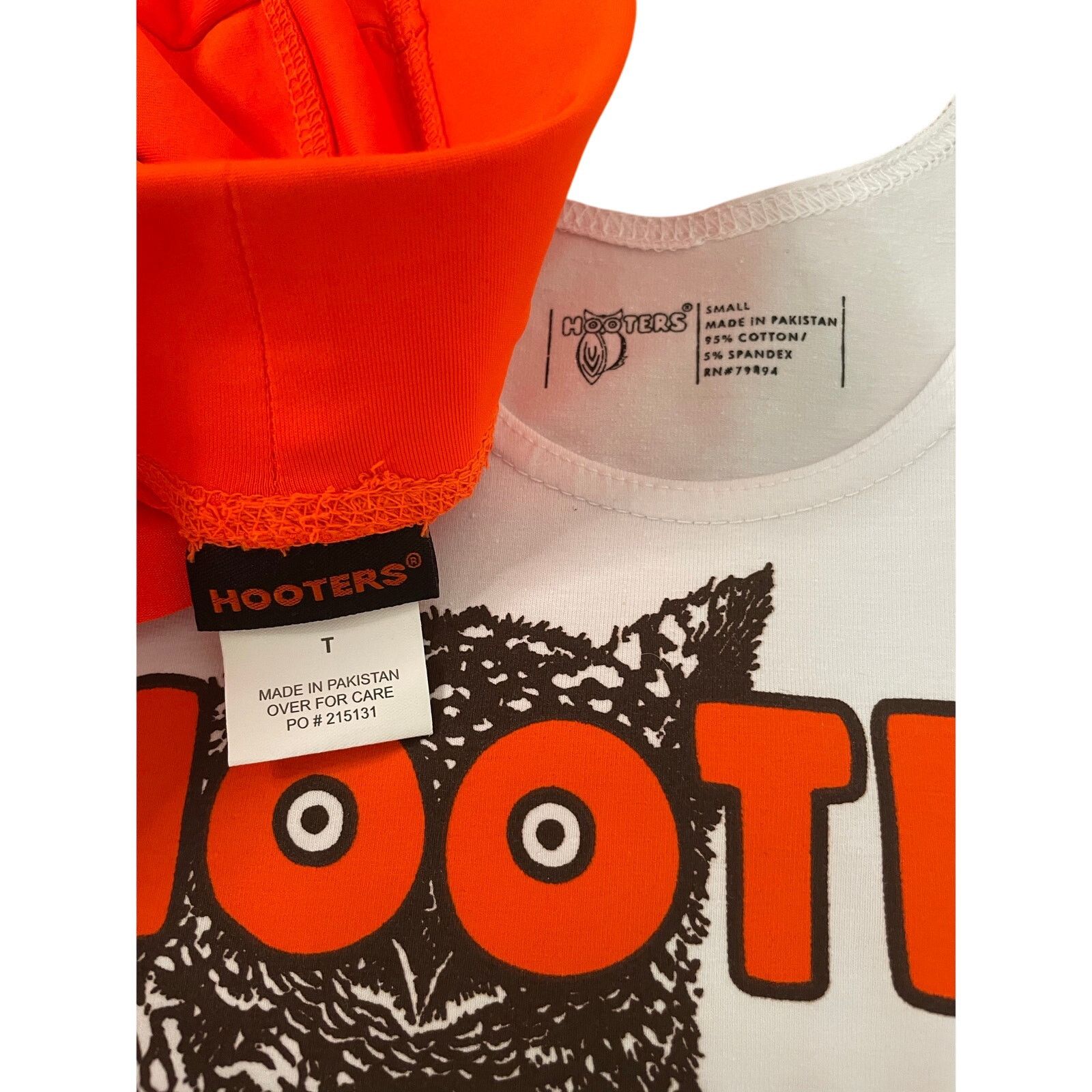Other New Hooters Uniform Tank Shorts Pouch Tag Socks hose Sm/Med Size S / US 4 / IT 40 - 9 Thumbnail