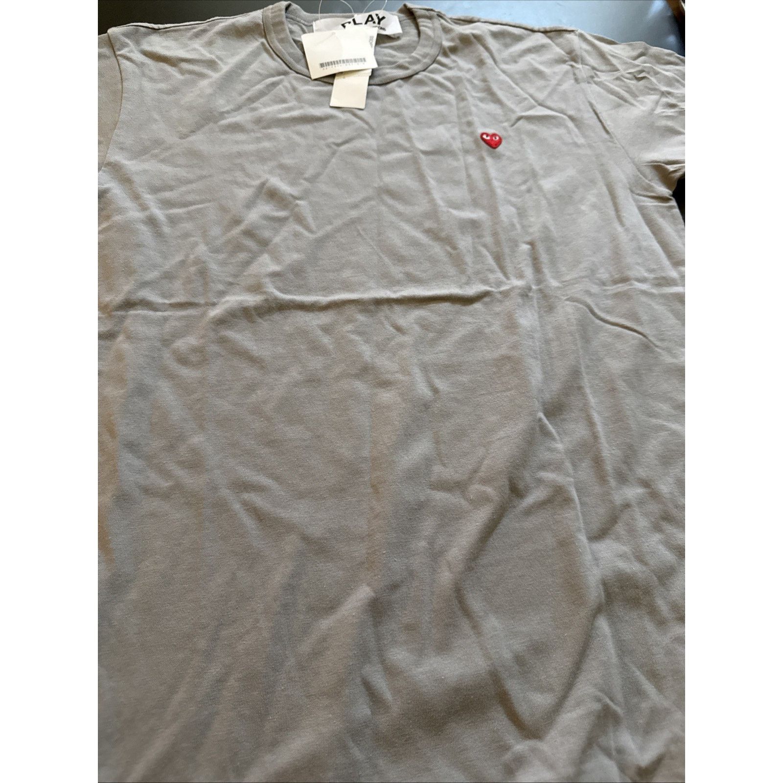 Comme des Garcons CDG Grey Basic Heart Logo Size M PLAY Tops Comme Des Garcons Size US M / EU 48-50 / 2 - 1 Thumbnail