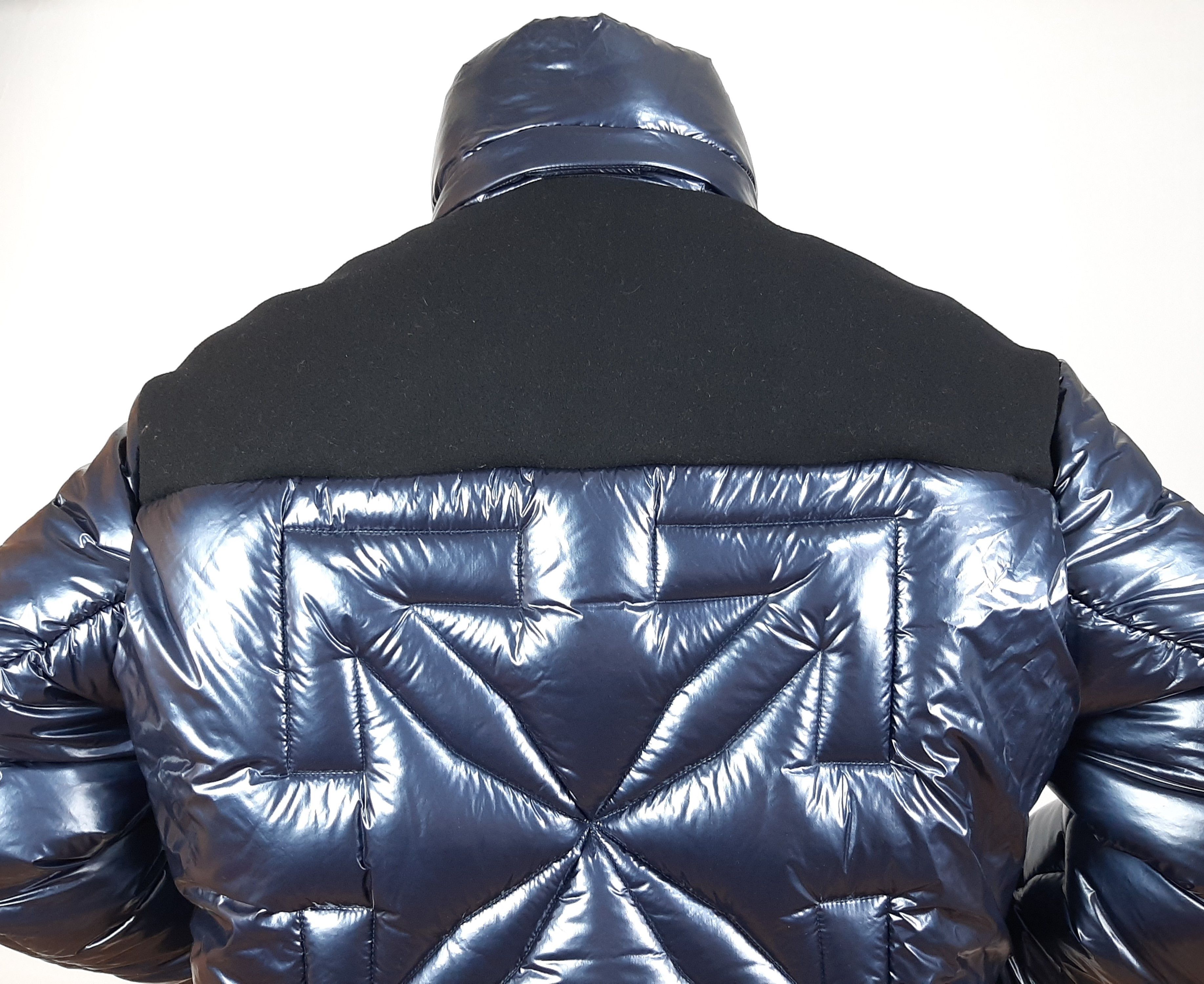 Off-White Off-White Shiny Down Jacket Navy Men's Size L Size US L / EU 52-54 / 3 - 8 Thumbnail