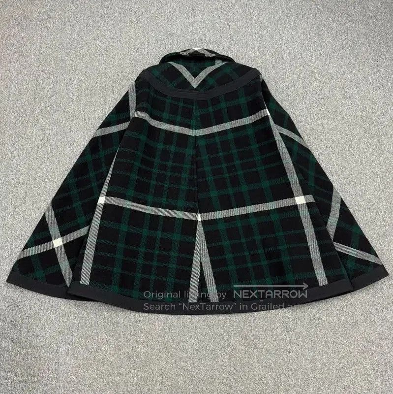 Burberry Burberry Multicolor Wool Women’s Cardigan. Size XS / US 0-2 / IT 36-38 - 2 Thumbnail