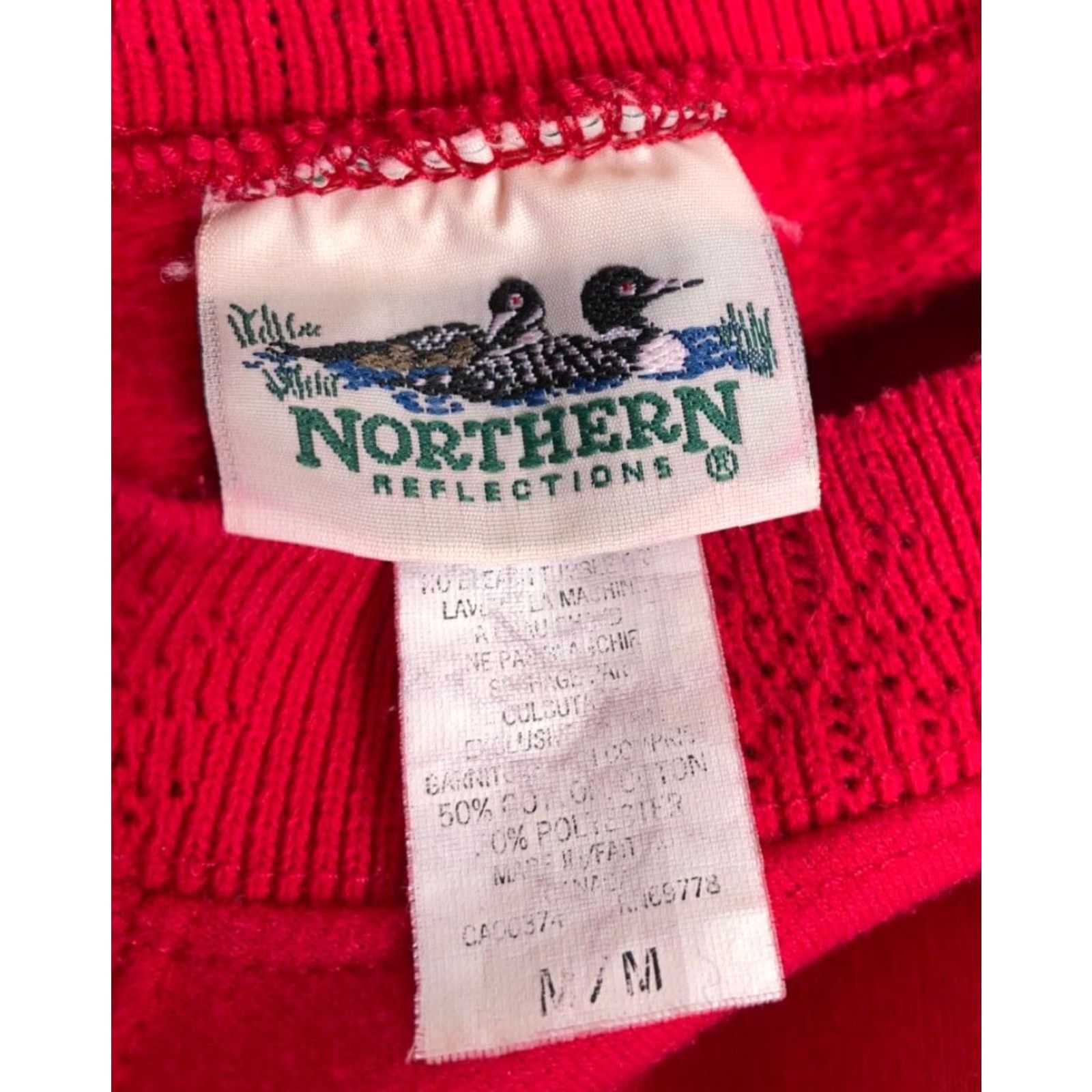 Northern Reflections VINTAGE Northern Reflections Bird Sweatshirt Adult Medium Red Perforated Collar Teacher Ladies Ladies Treehouse? Size M / US 6-8 / IT 42-44 - 3 Thumbnail