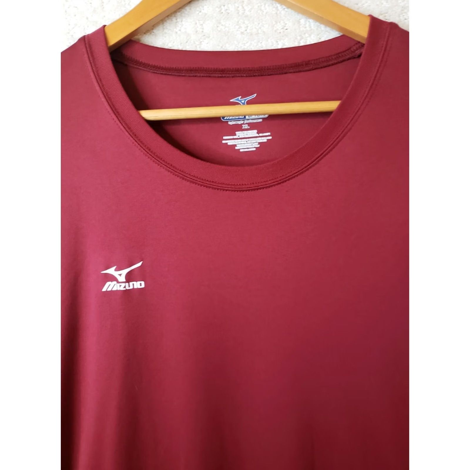 Mizuno Mizuno DryLite Men XL Red Long Sleeve Crew Neck Performance Shirt Size US XL / EU 56 / 4 - 3 Thumbnail