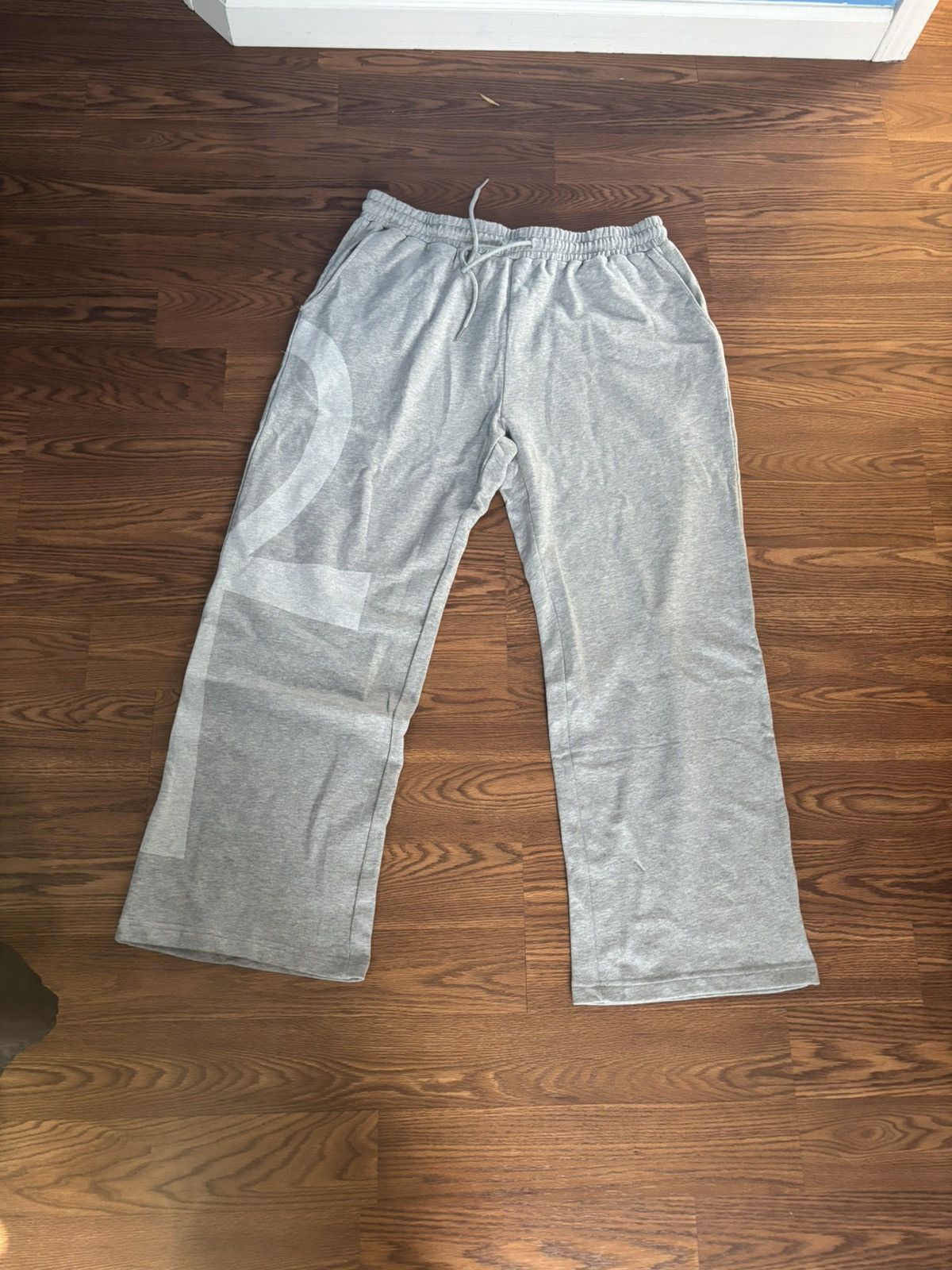 Other baggy wide legged sweatpants Size US 32 / EU 48 - 1 Thumbnail