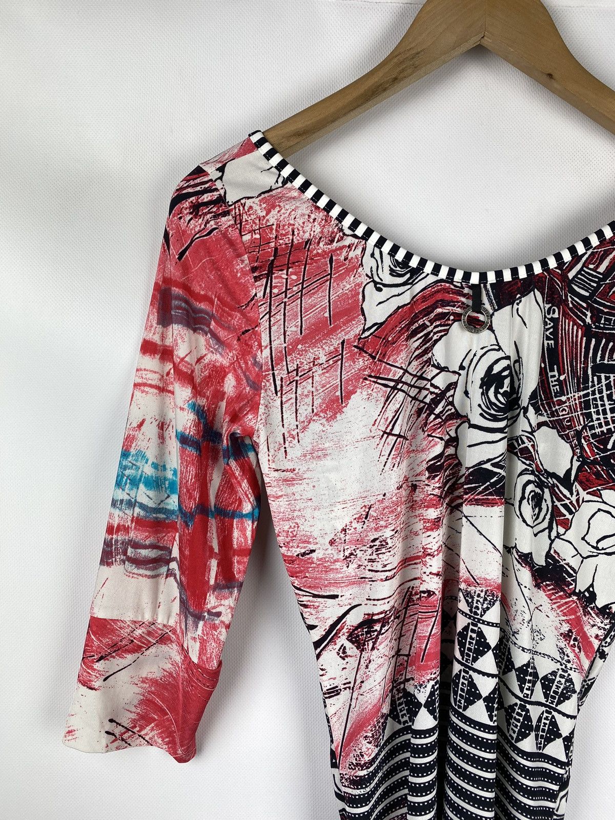 Other Save The Queen ladies overprinted tunic blouse Size XL / US 12-14 / IT 48-50 - 15 Thumbnail