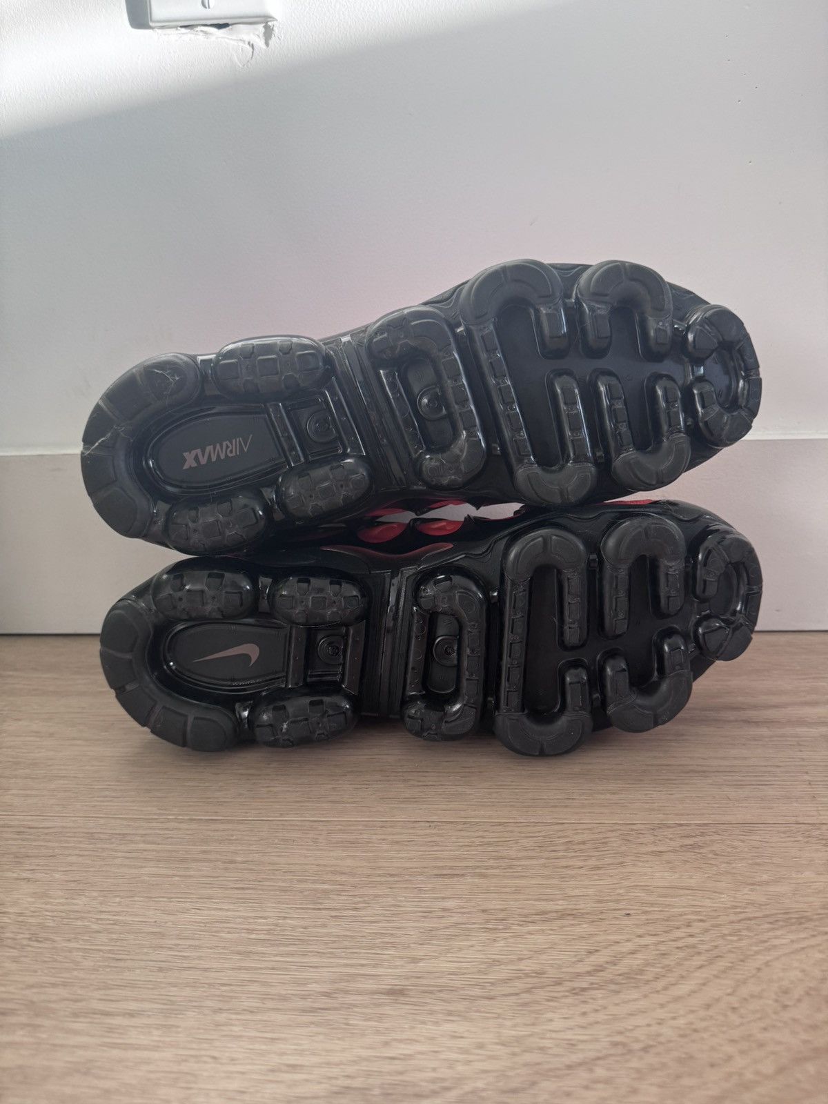 Nike Nike Air VaporMax Plus Size US 10 / EU 43 - 6 Thumbnail
