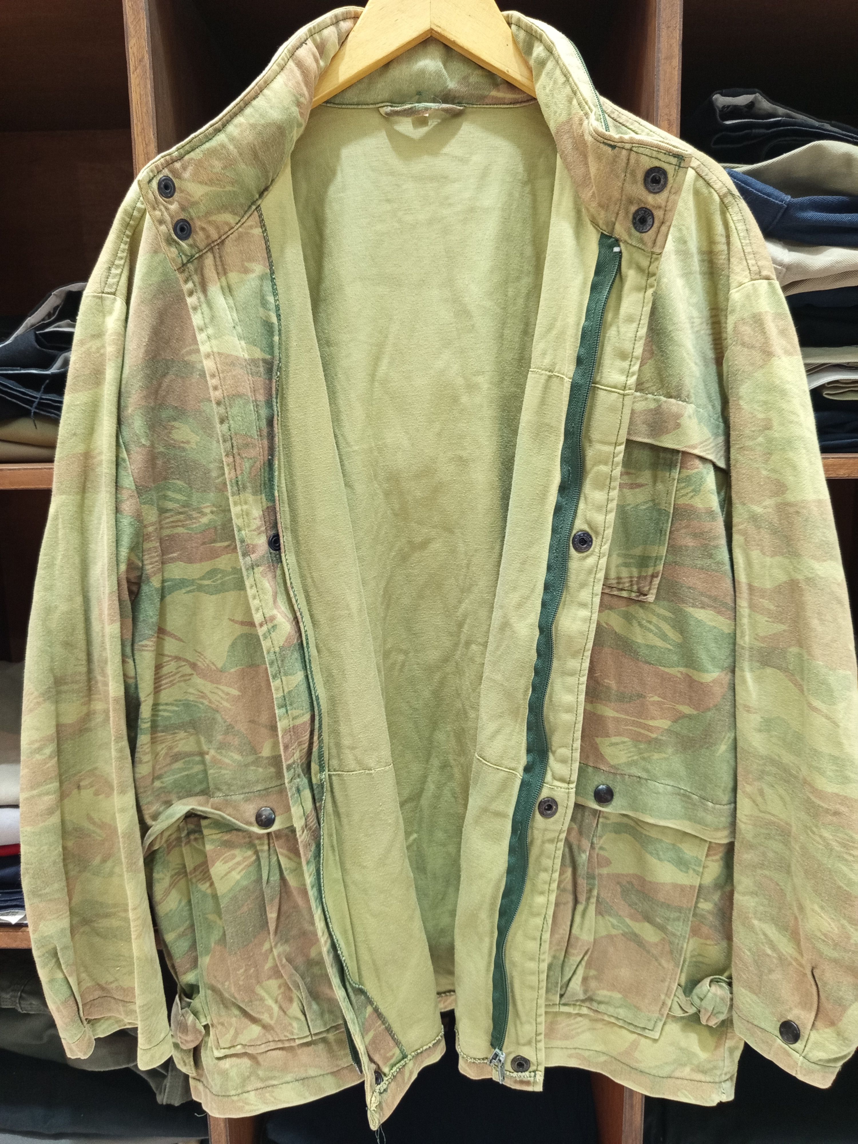 Vintage 1990s Brushstroke Camo Field Jacket Size US L / EU 52-54 / 3 - 5 Thumbnail