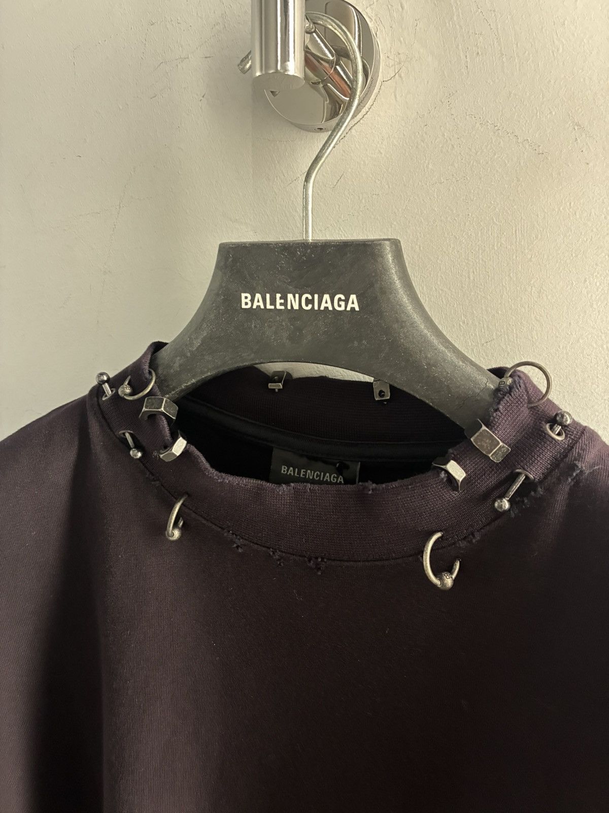 Balenciaga BALENCIAGA Piercing T Shirt Size US S / EU 44-46 / 1 - 3 Thumbnail