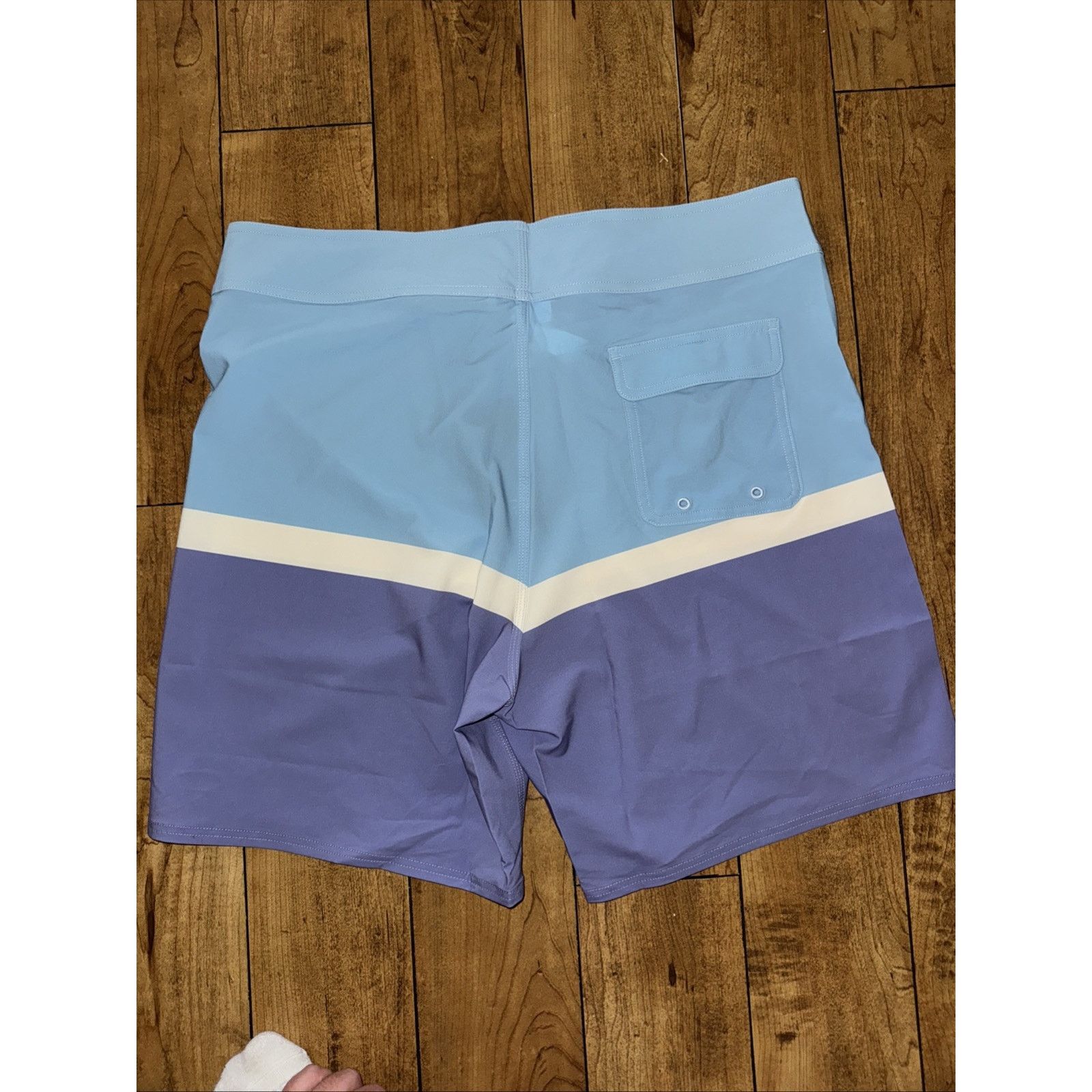 Oakley BNWT Oakley Swim Trunks Size 34 Performance Fit Blue Size US 34 / EU 50 - 5 Thumbnail