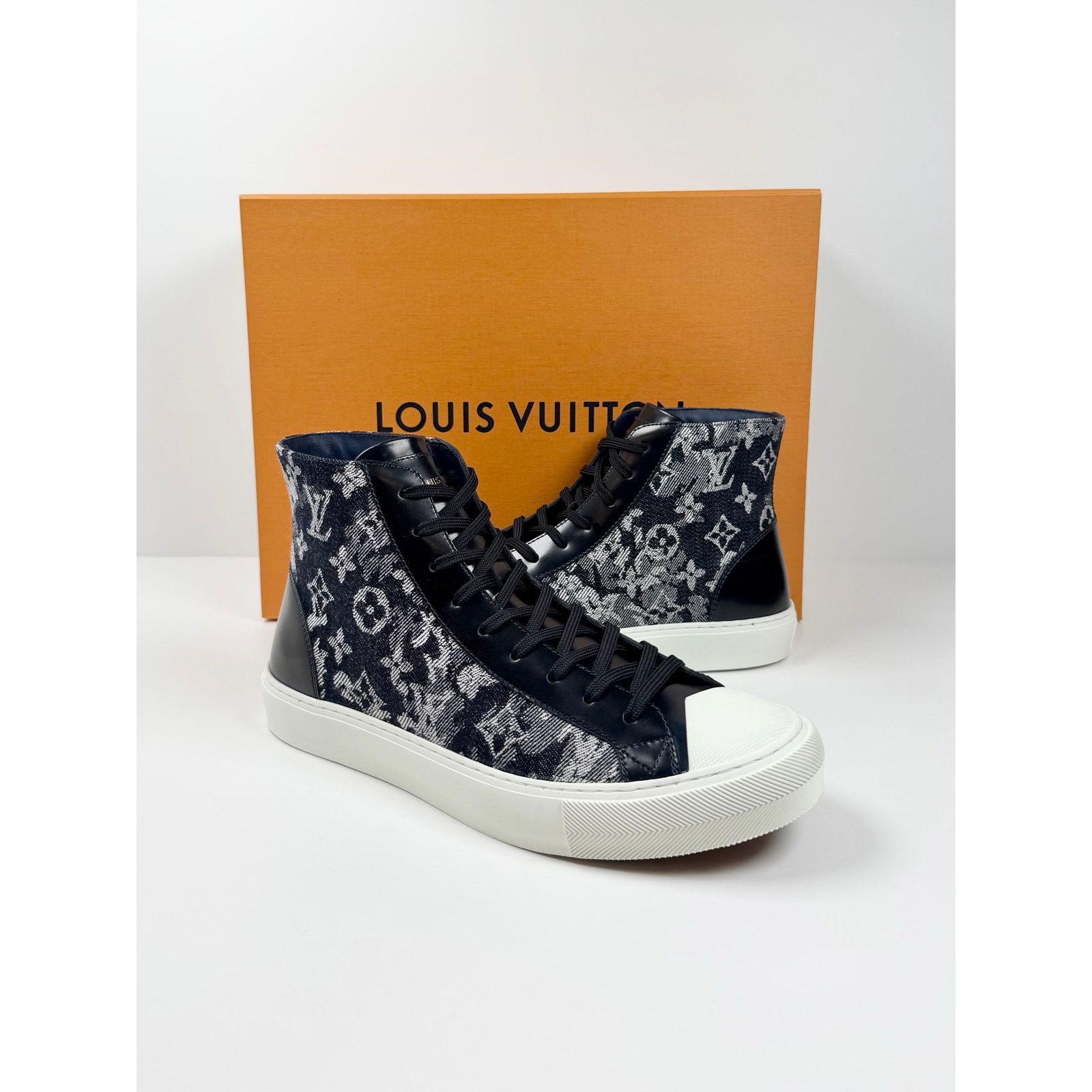 Louis Vuitton Size 7LV/8US - Louis Vuitton Tattoo Denim High Top NEW Size US 8 / EU 41 - 2 Thumbnail