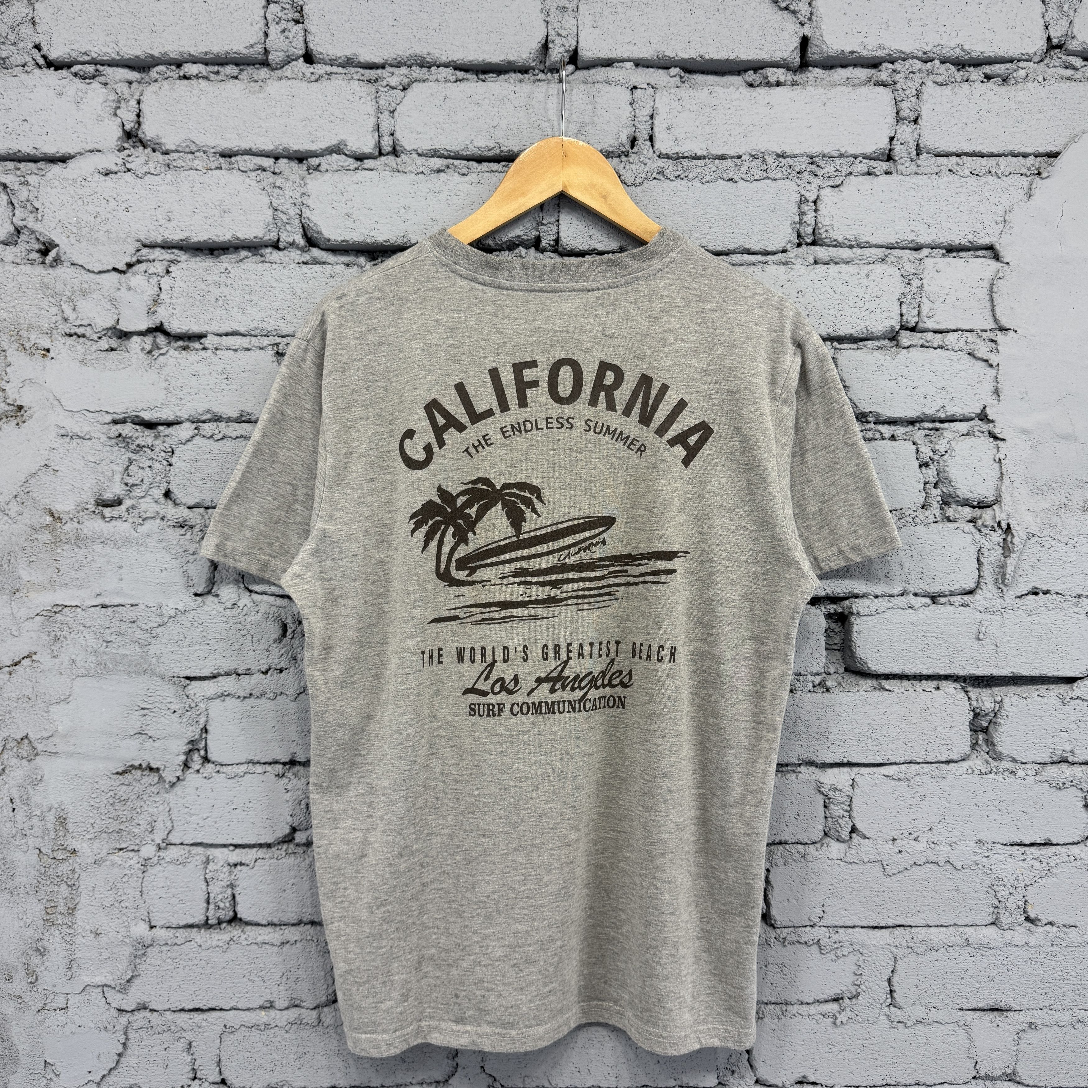 Vintage Vintage Surfing "California The Endless Summer" Tshirt Size US L / EU 52-54 / 3 - 1 Thumbnail