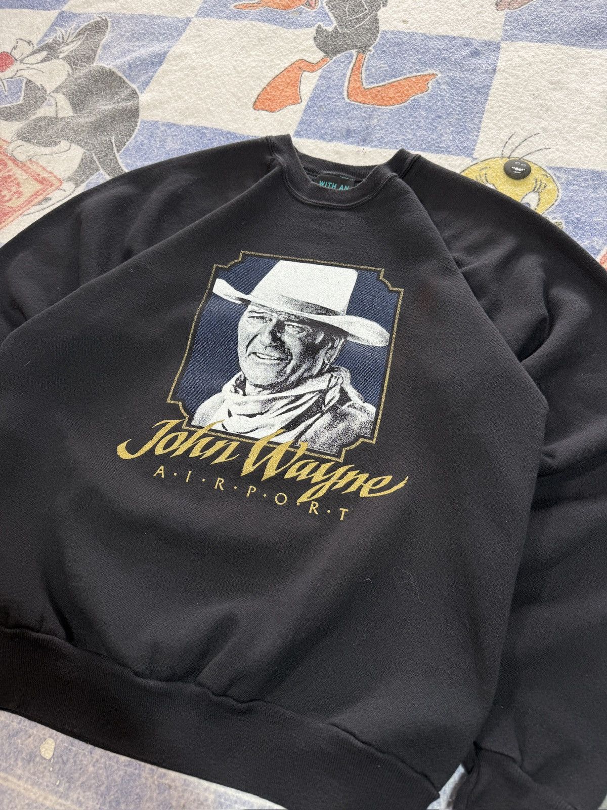 Vintage Vintage john wayne airport crewneck sweatshirt Size US L / EU 52-54 / 3 - 2 Thumbnail