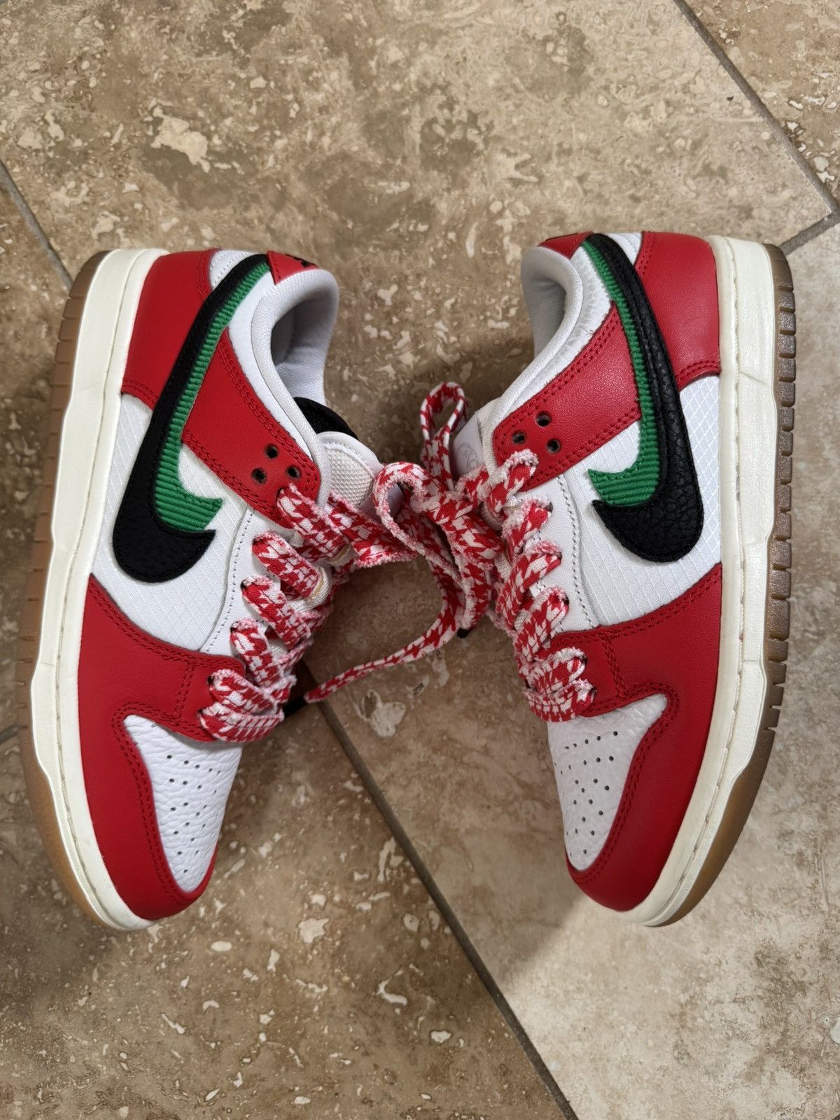 Nike SB NIKE CT2550-600 HABIBI SZ US 5.5 SEE ALL PHOTOS & DESCRIPTI Size US 5.5 / IT 35.5 - 5 Thumbnail