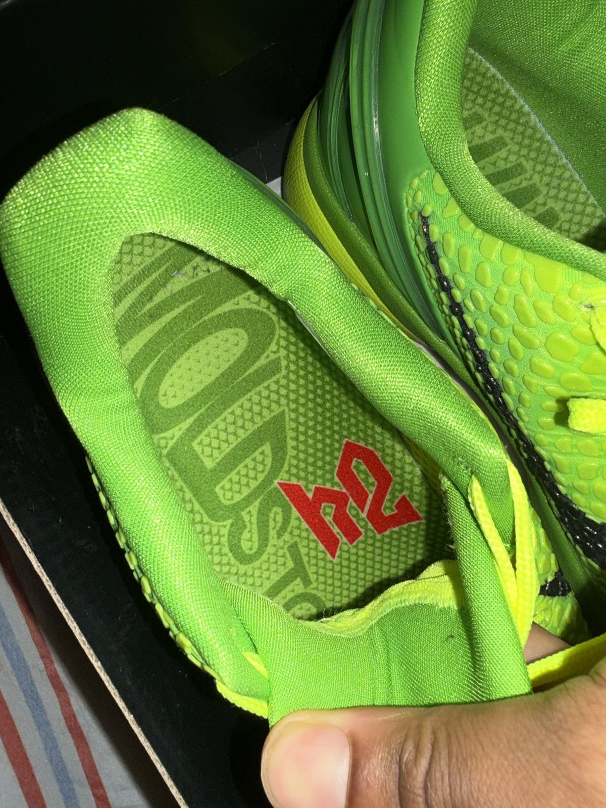 Nike Nike zoom kobe protro grinch Size US 11 / EU 44 - 4 Thumbnail