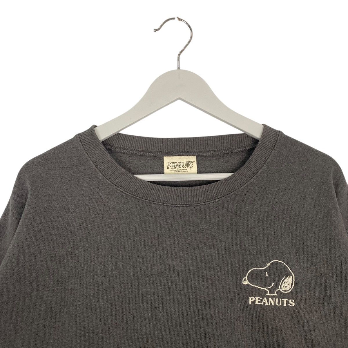 Other Vintage Peanut Snoopy Sweatshirt Crewneck Gray Size M Size US M / EU 48-50 / 2 - 4 Thumbnail