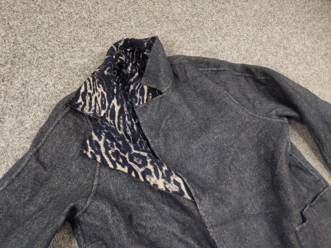 Max Mara Max Mara Weekend Virgin Wool Animal reversible Coat Jacket Size L / US 10 / IT 46 - 14 Thumbnail