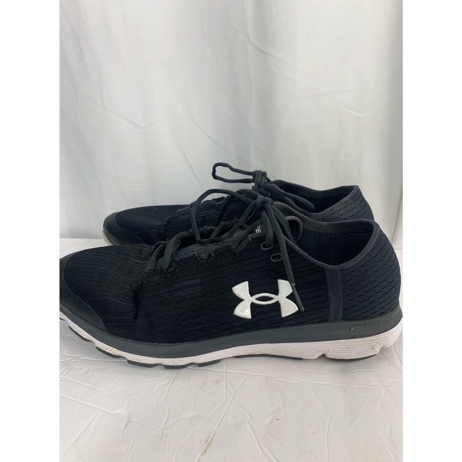 Under Armour VINTAGE Under Armour Speedform Velociti Black Graphic Mens Running Trainer 1298572 Sz 12 Size US 11 / EU 44 - 6 Thumbnail