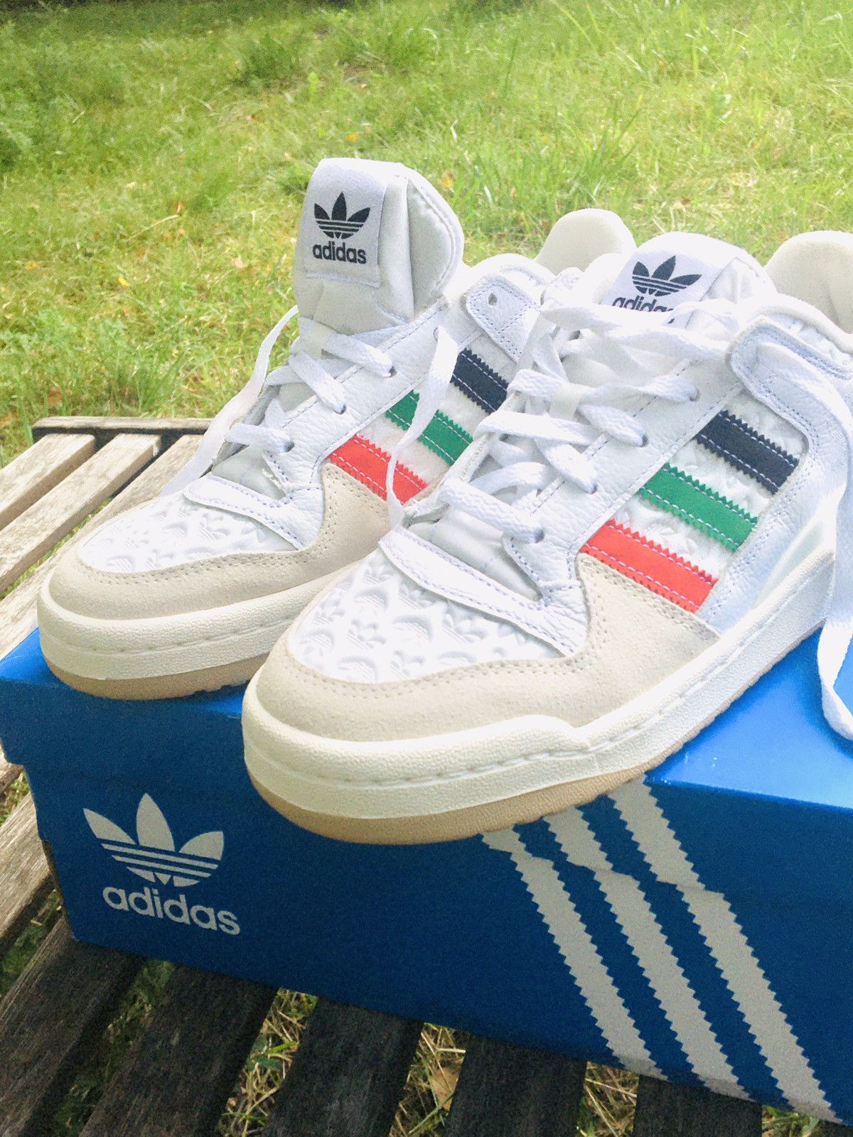 Adidas NEW & Rare ADIDAS Forum Low Allover Debossed Trefoils US7,5 Size US 7.5 / EU 40-41 - 1 Thumbnail
