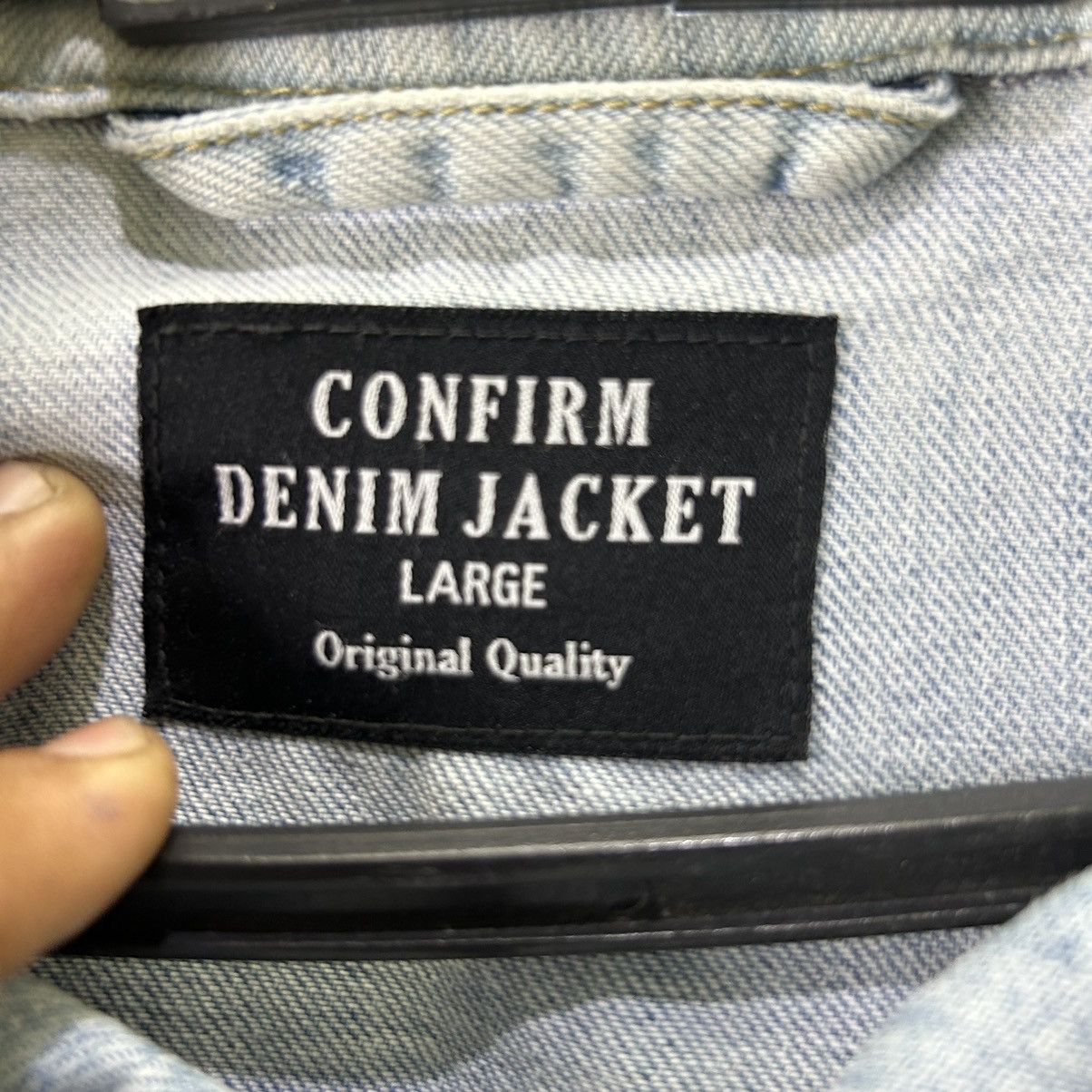 Japanese Brand × Vintage Vintage Japanese Brand Wash Blue Distressed Trucker Jacket Size US L / EU 52-54 / 3 - 7 Thumbnail