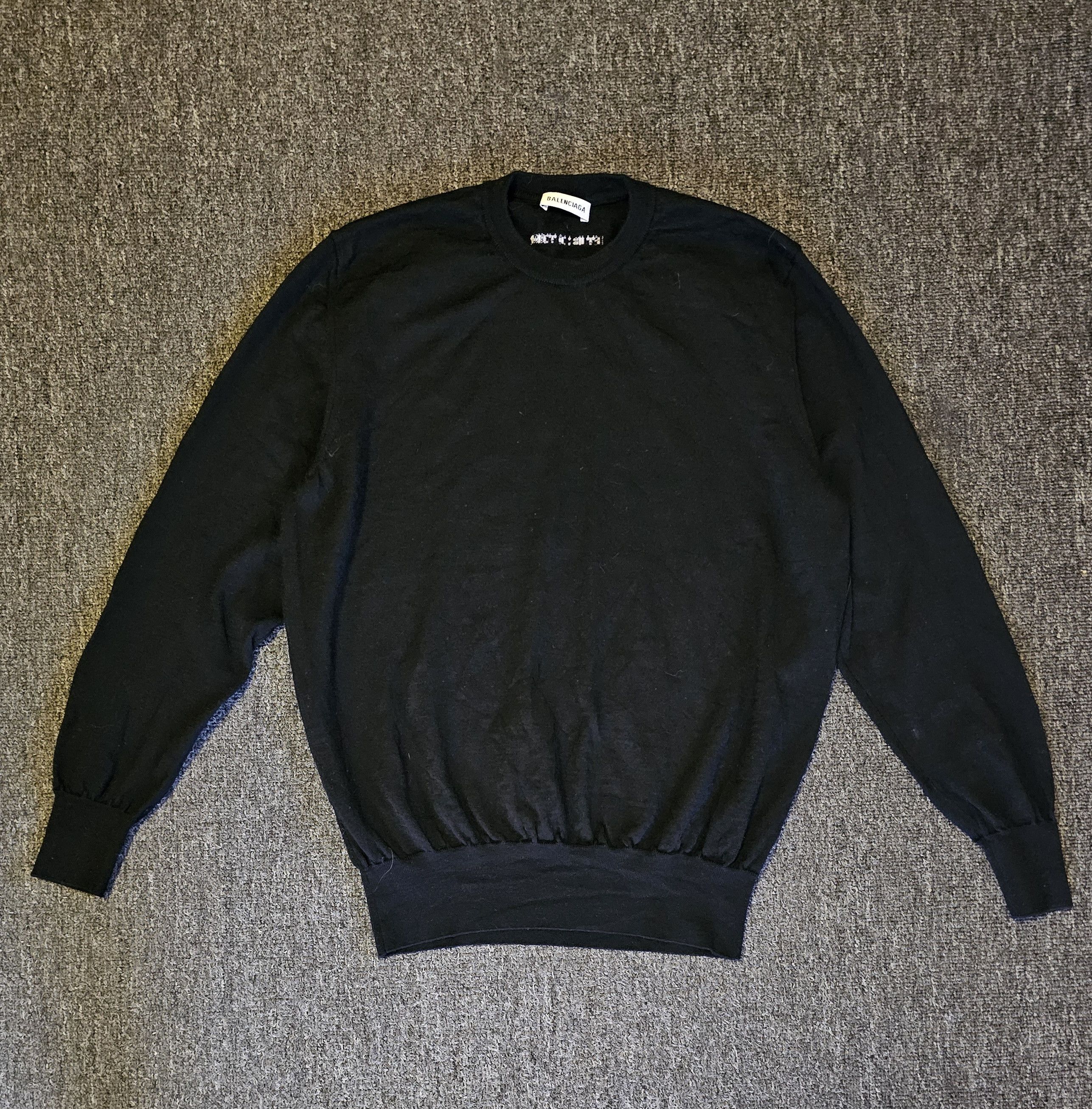Balenciaga unisex wool sweaters/knitwear size M