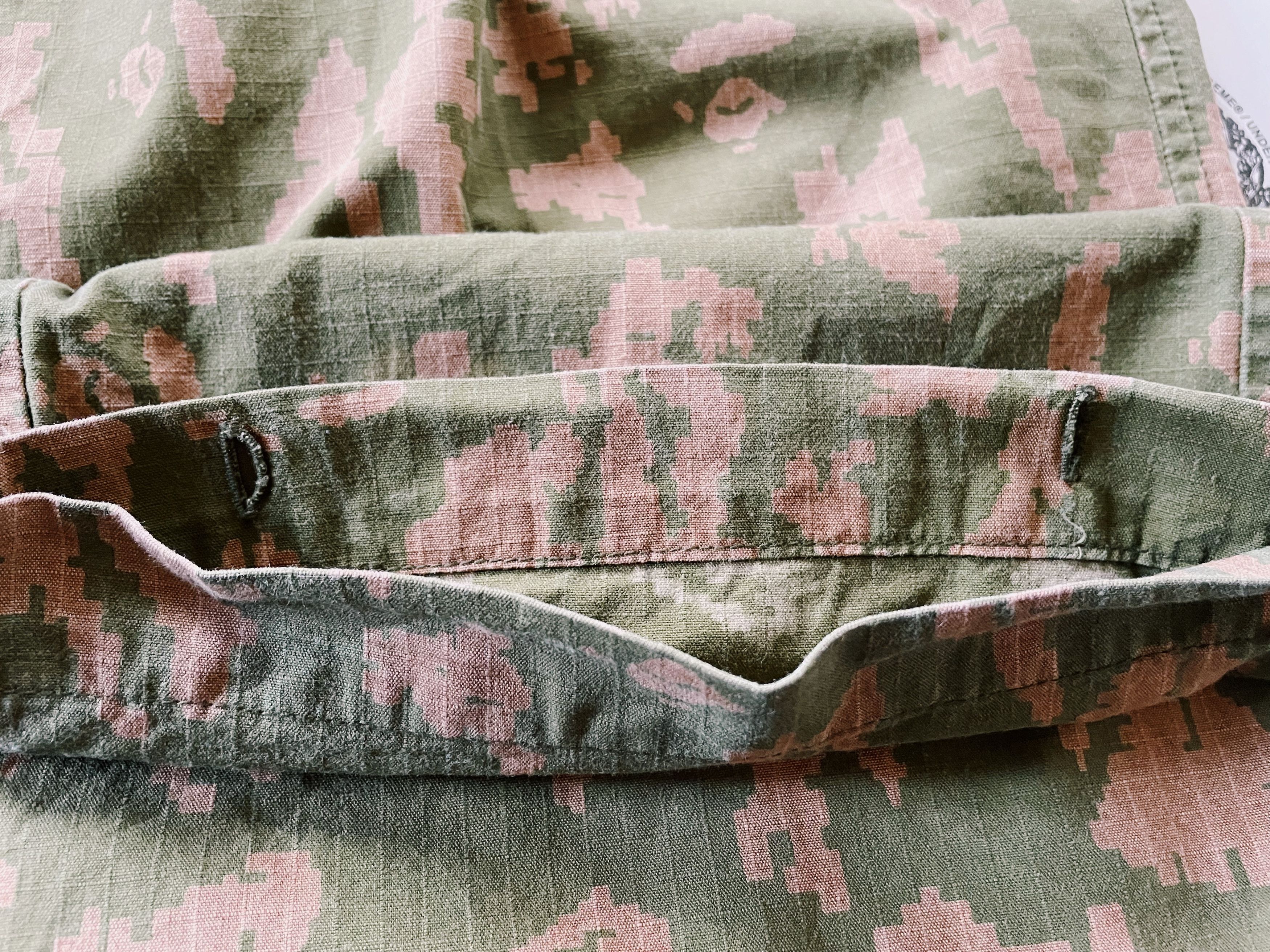 Bape × Nigo × Vintage Vintage Y2K Bape A Bathing Ape Digi Camo Cargo Pants Size US 32 / EU 48 - 7 Thumbnail