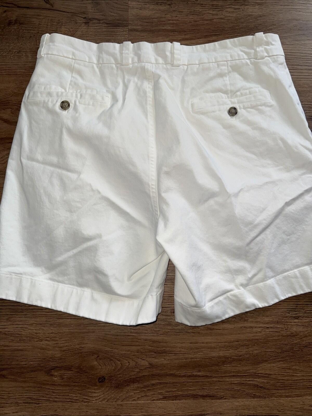 Brooks Brothers Brooks Brothers White Bermuda Shorts Cotton Blend Stretch Size US 34 / EU 50 - 4 Thumbnail