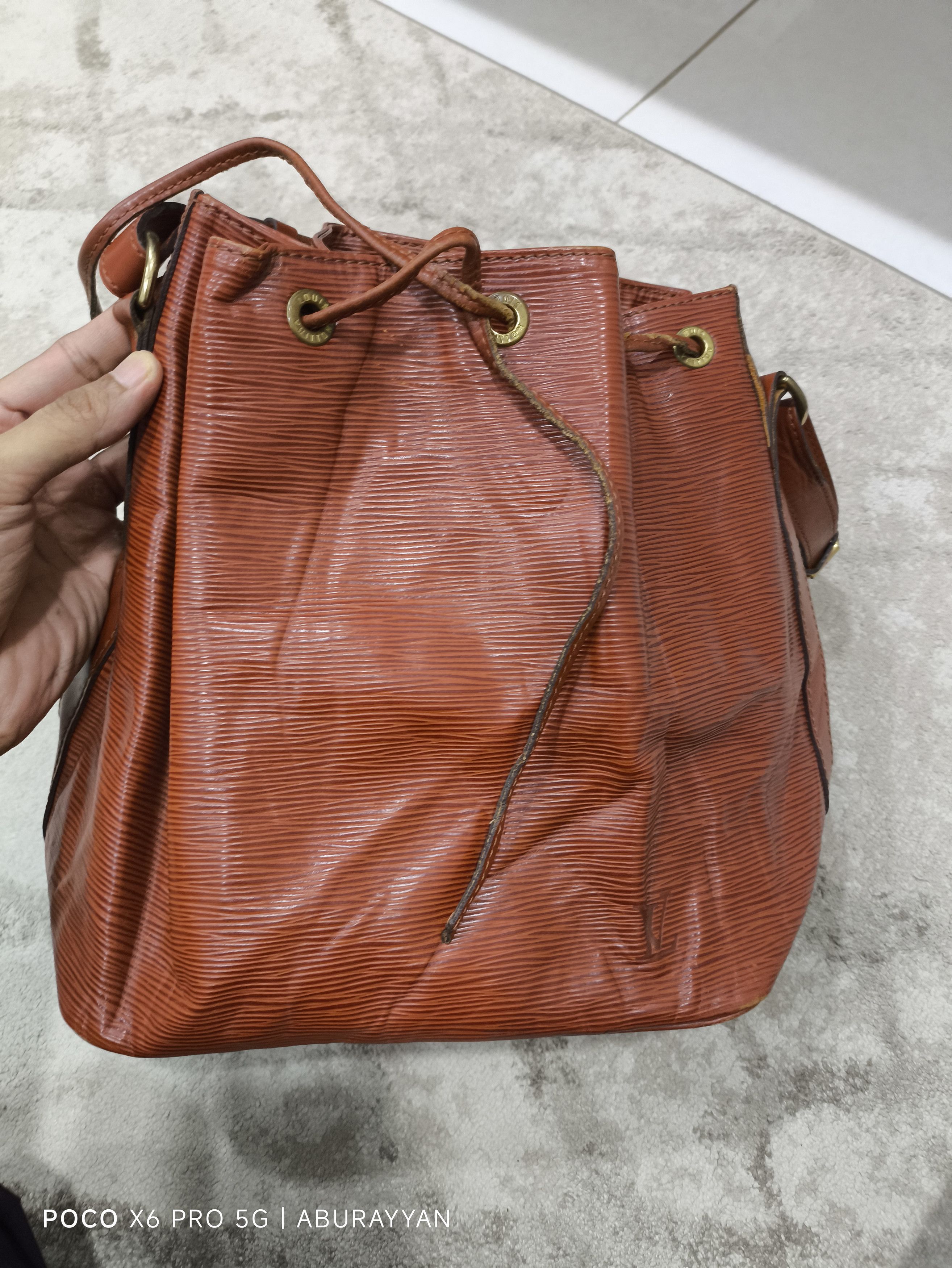 Louis Vuitton Louis Vuitton Brown Epi Leather Petit Noe Shoulder Bag Size ONE SIZE - 2 Thumbnail