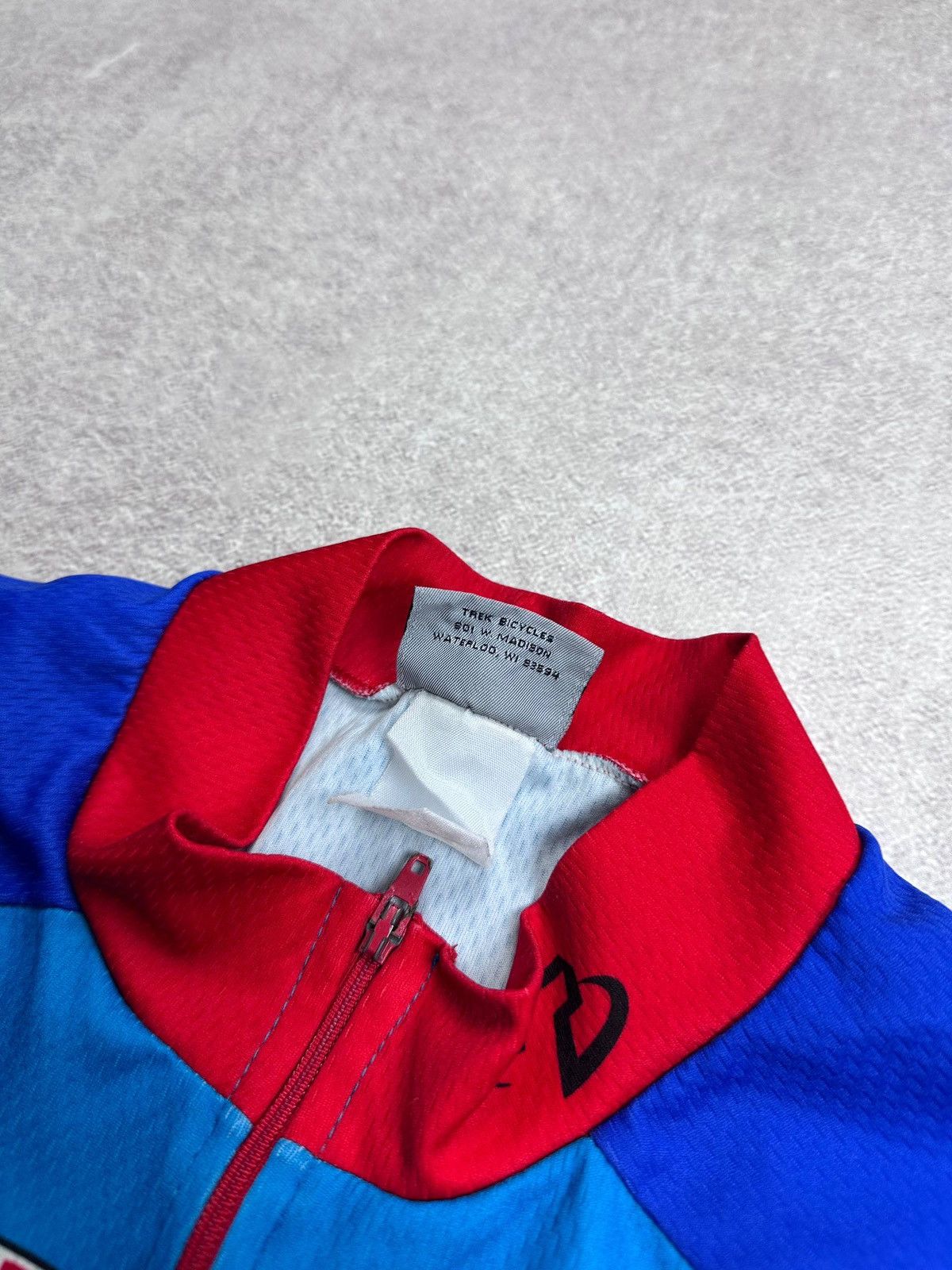 Vintage Vintage 90s Trek Volkswagen Cycling Racing Jersey Shirt L Size US L / EU 52-54 / 3 - 8 Thumbnail